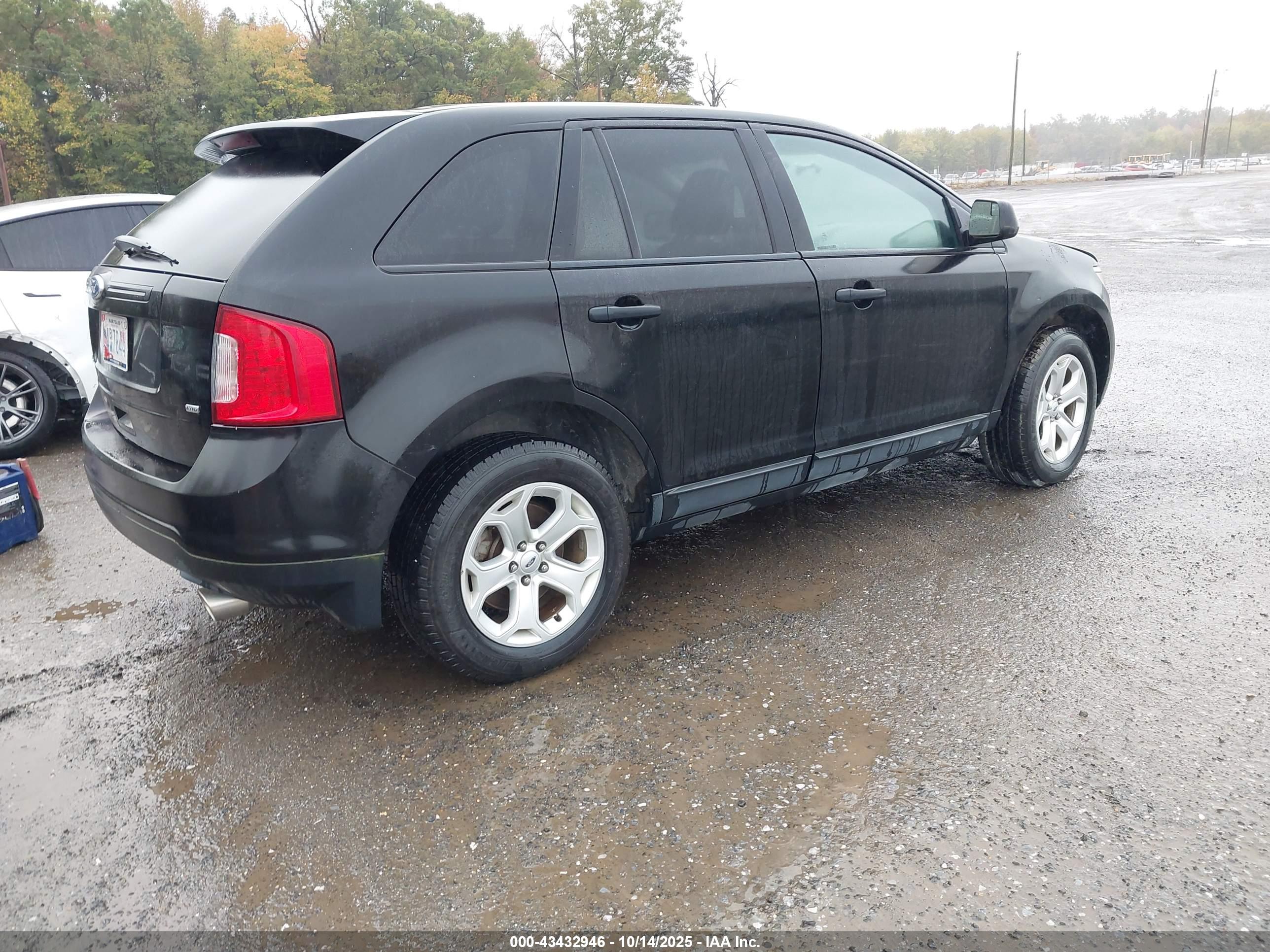 FORD EDGE image 4