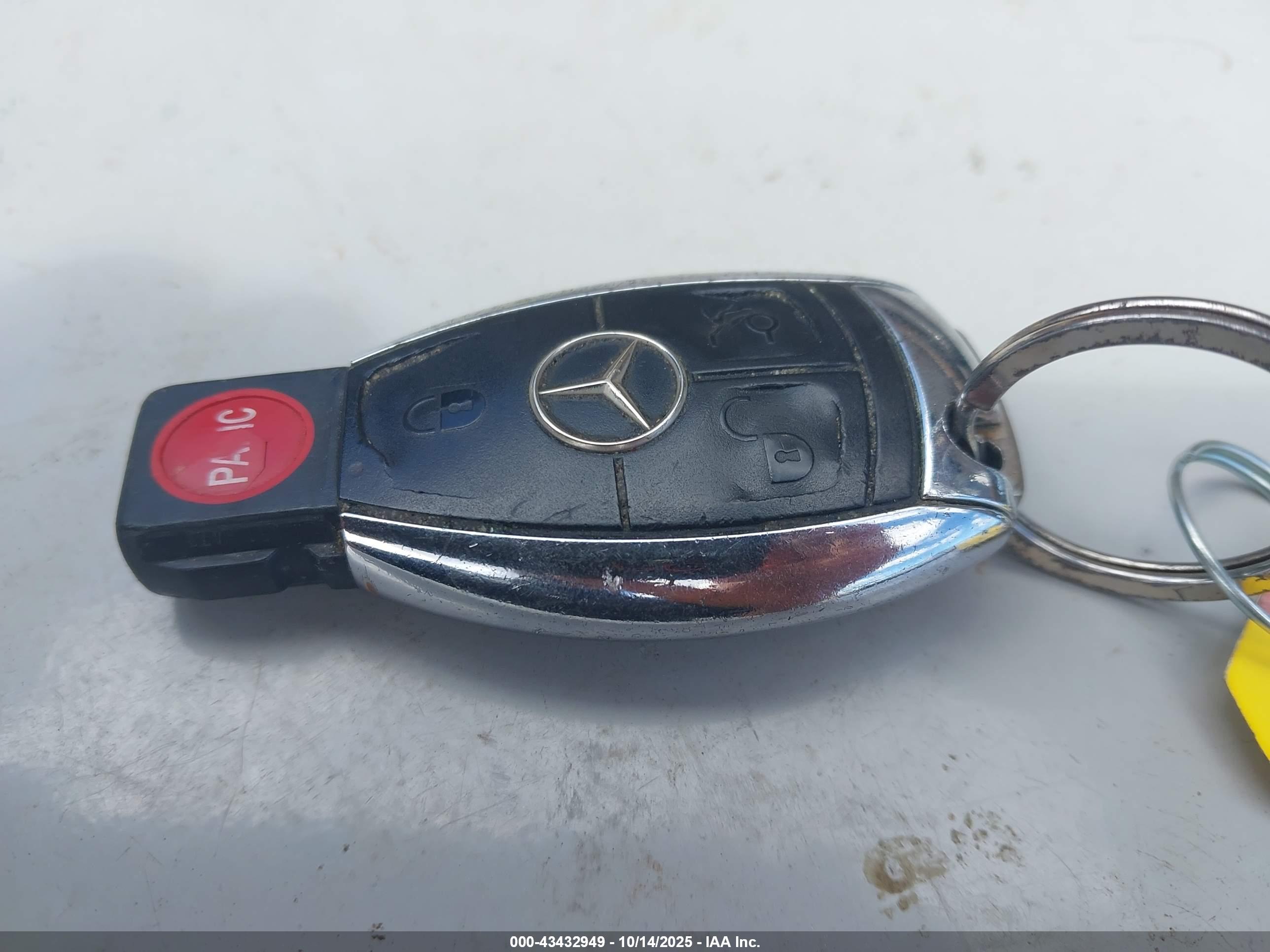 MERCEDES-BENZ C image 11