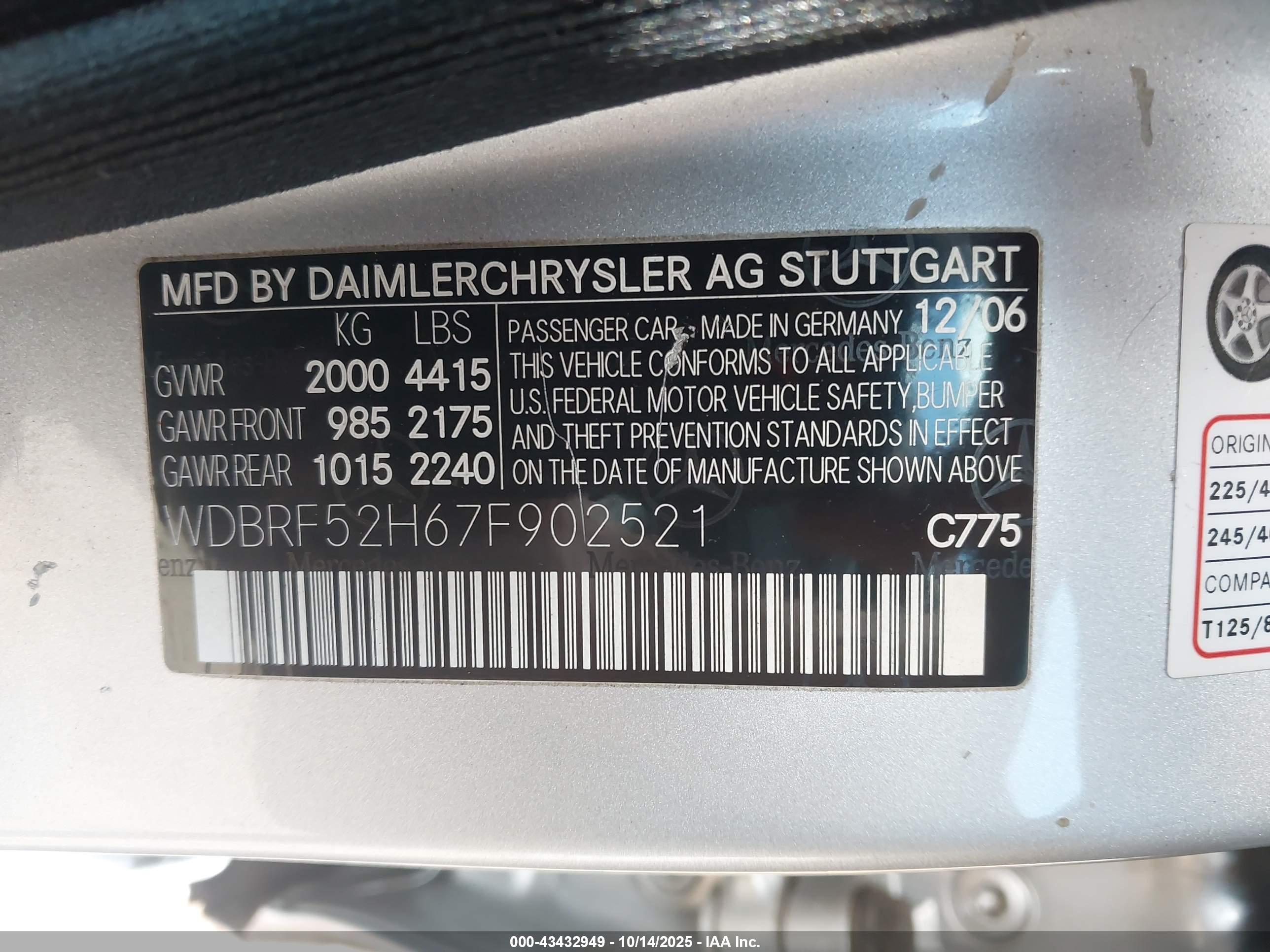 MERCEDES-BENZ C image 9