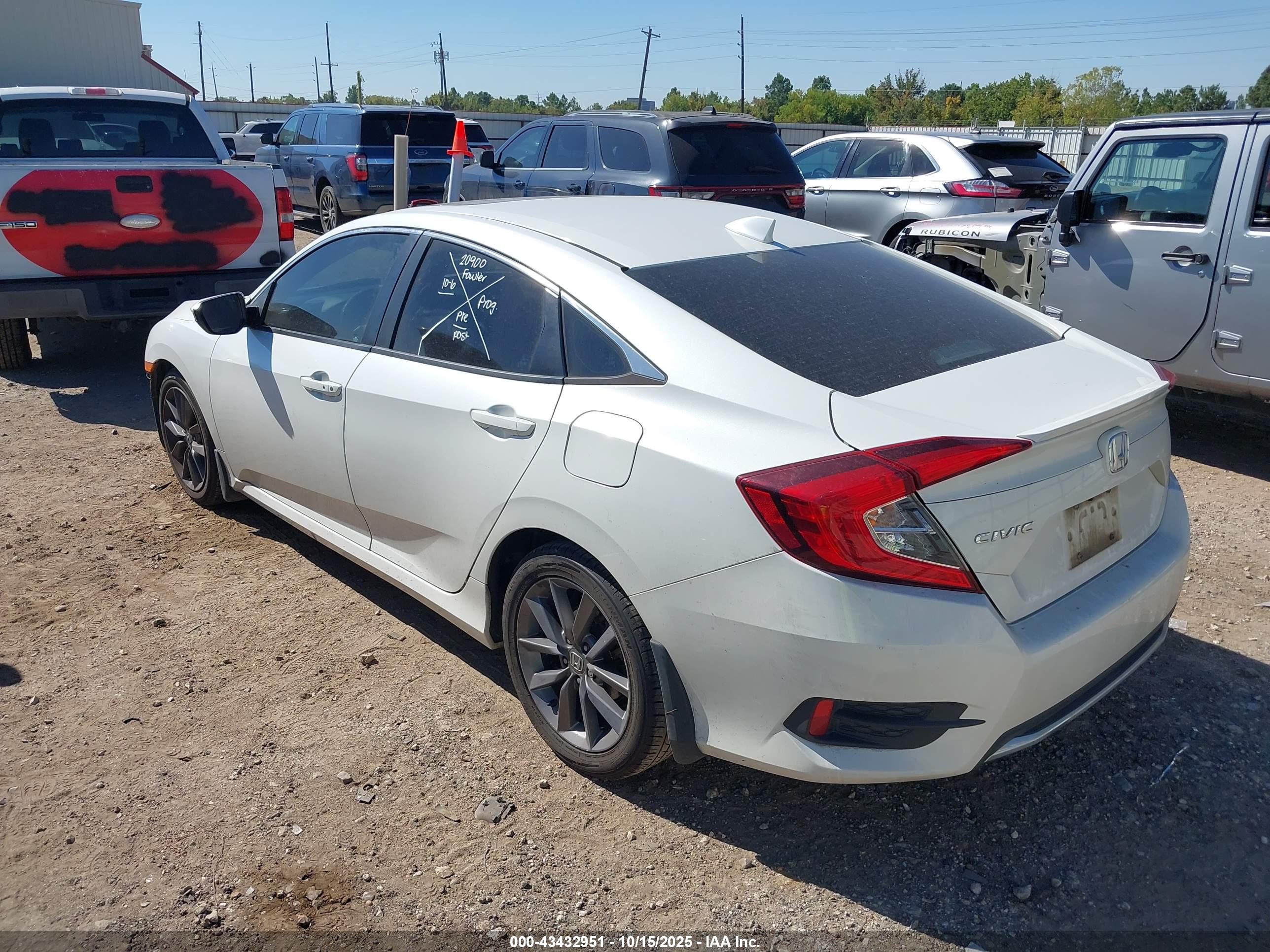 HONDA CIVIC image 3