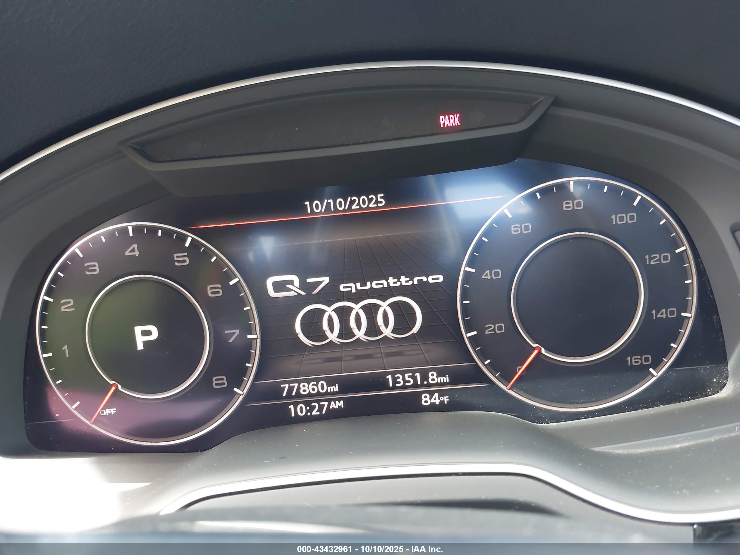 AUDI Q7 image 7