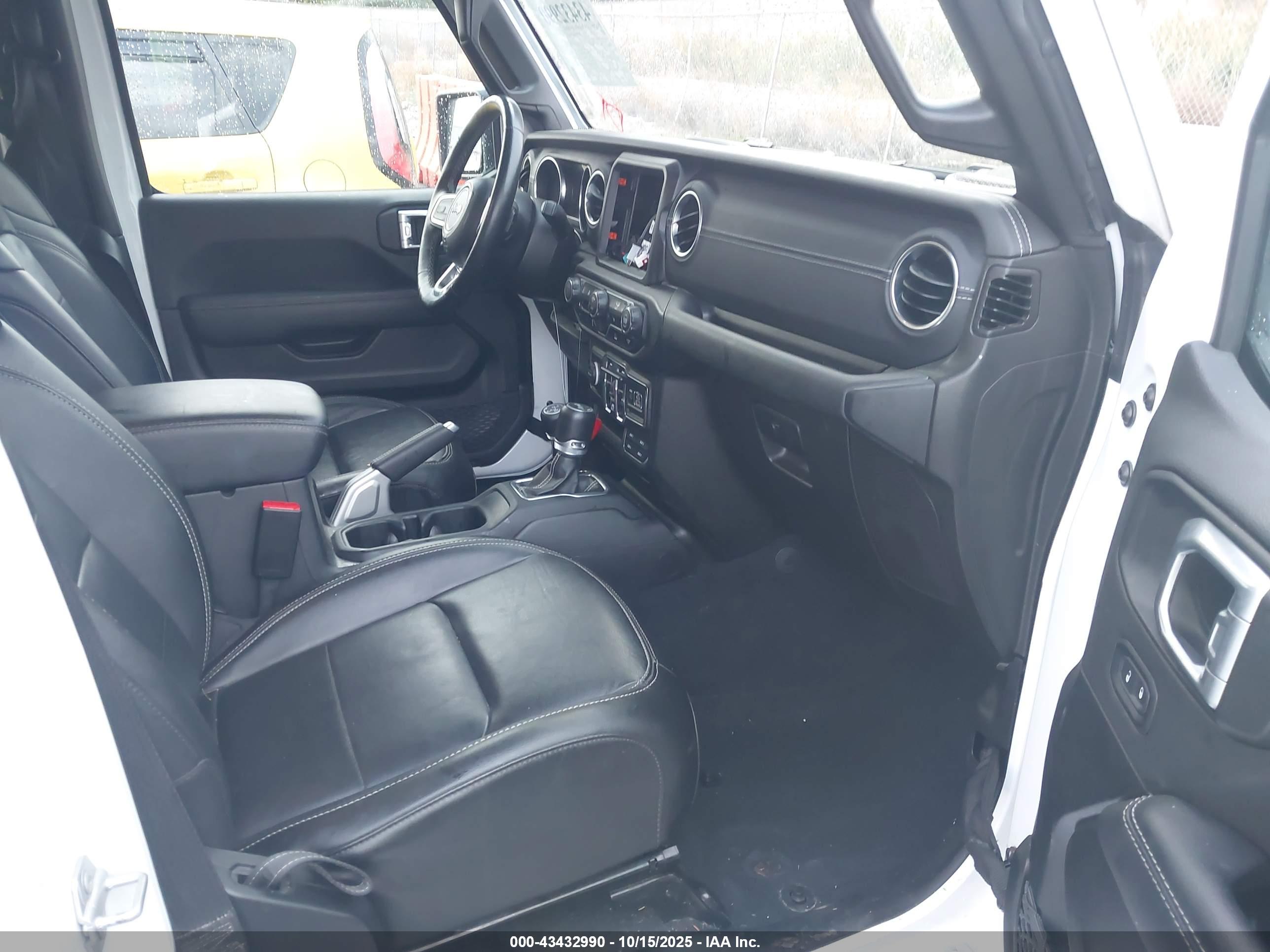 JEEP WRANGLER image 5