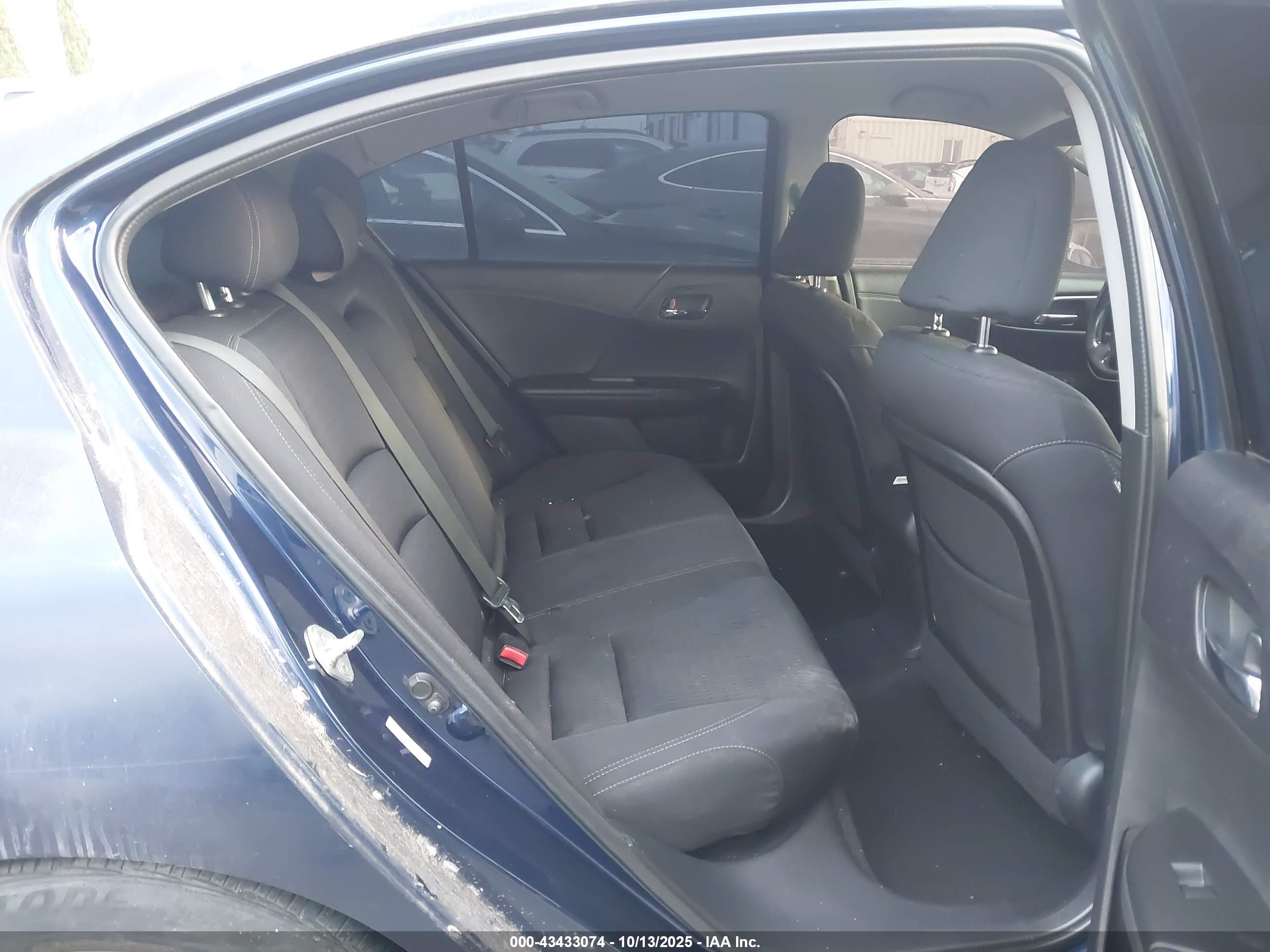 HONDA ACCORD image 8