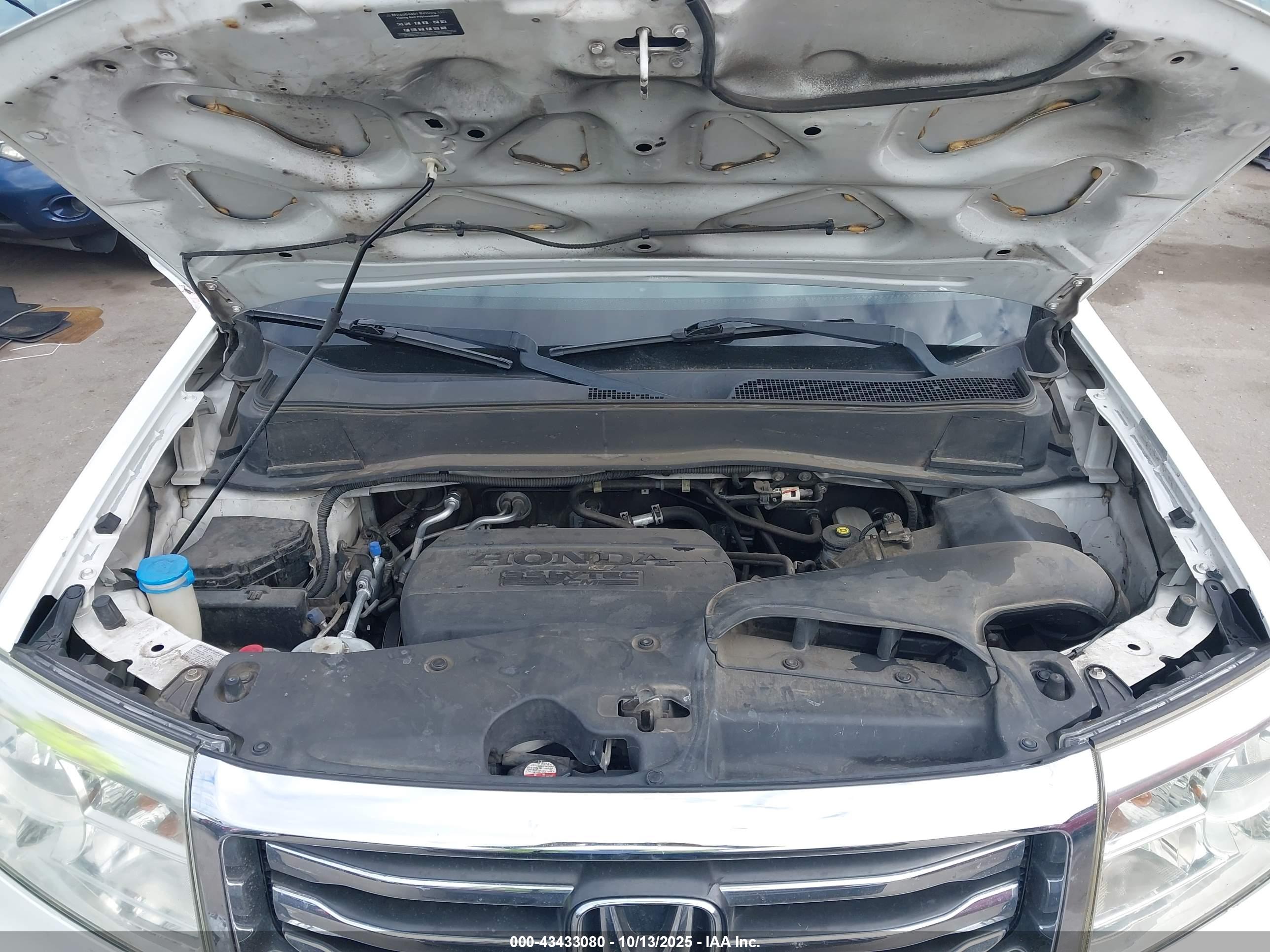 HONDA PILOT image 10