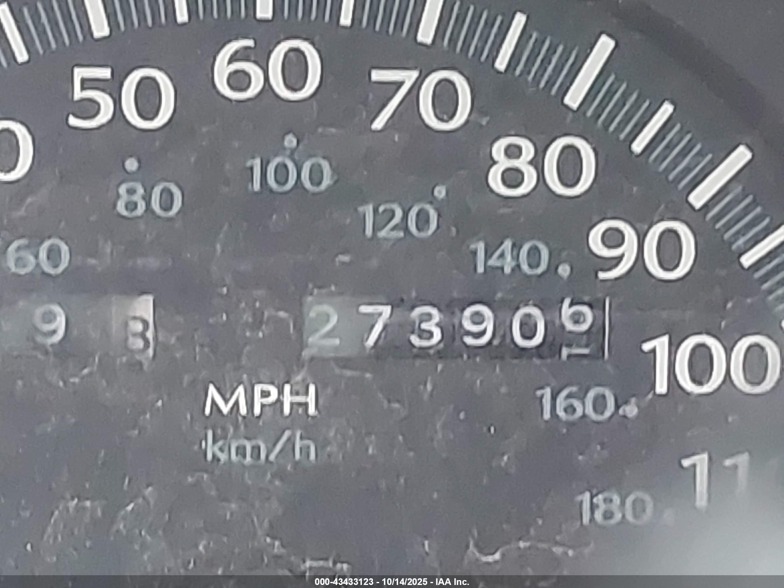 CHRYSLER LHS image 7