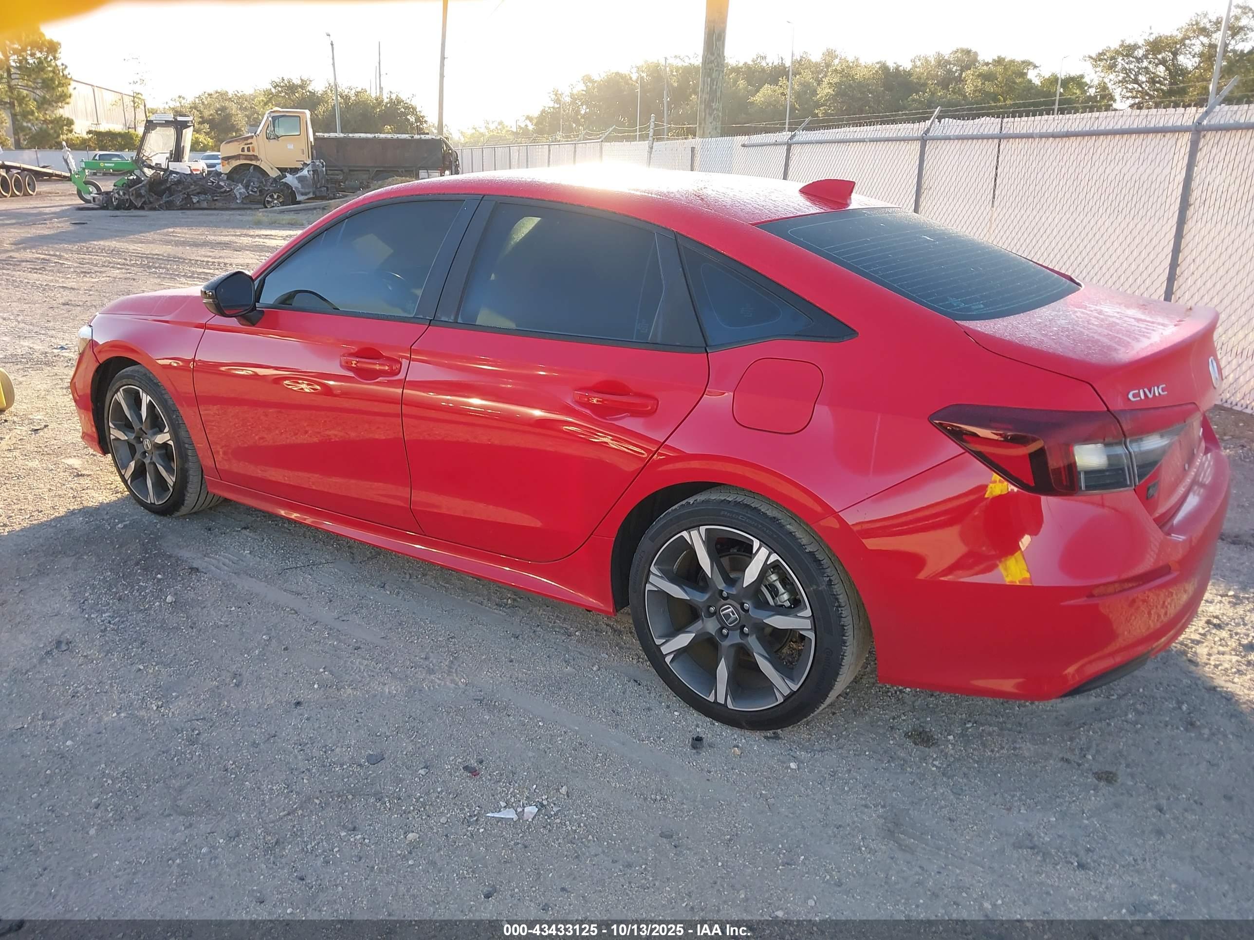 HONDA CIVIC image 3