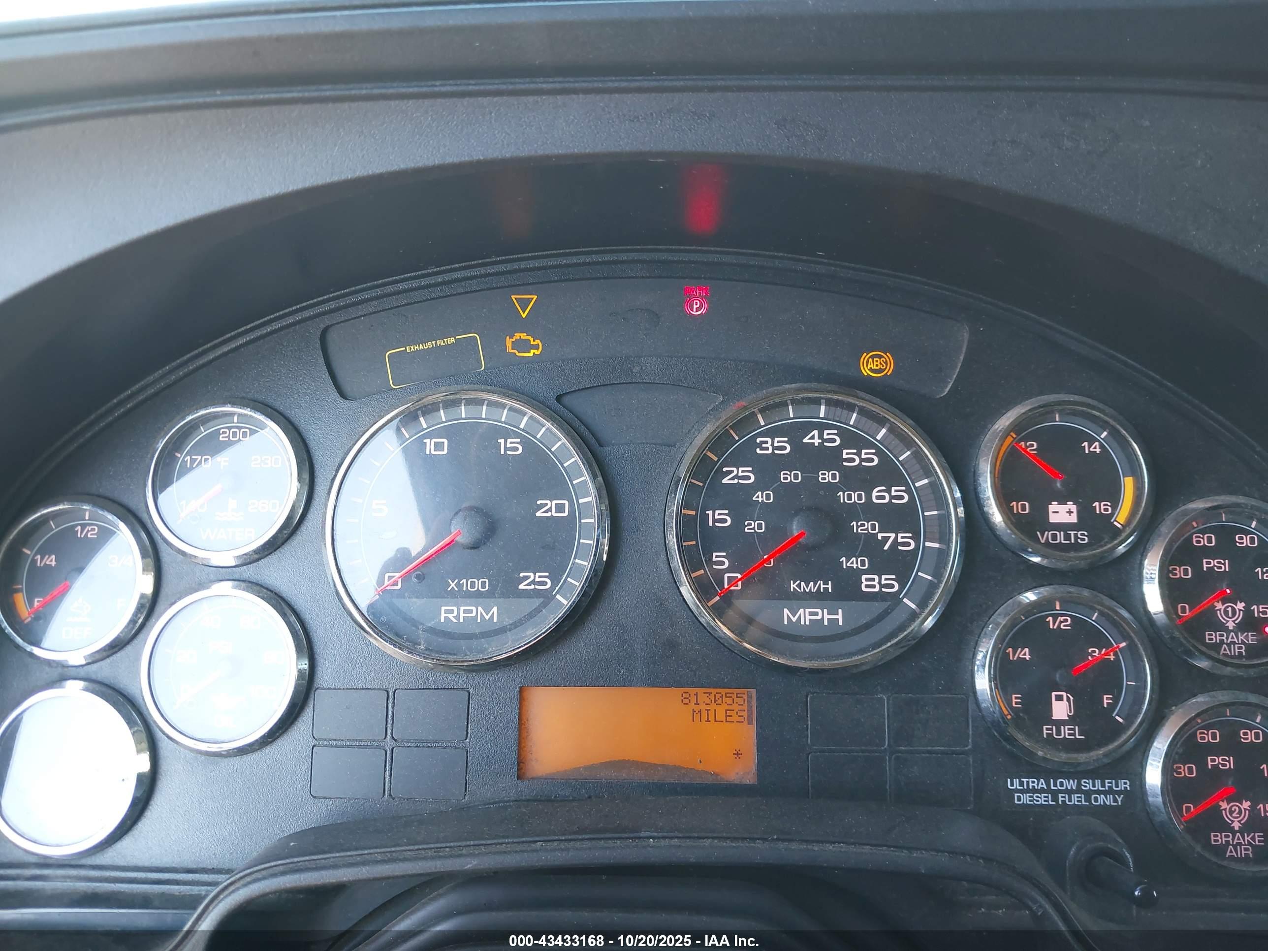 INTERNATIONAL PROSTAR image 6