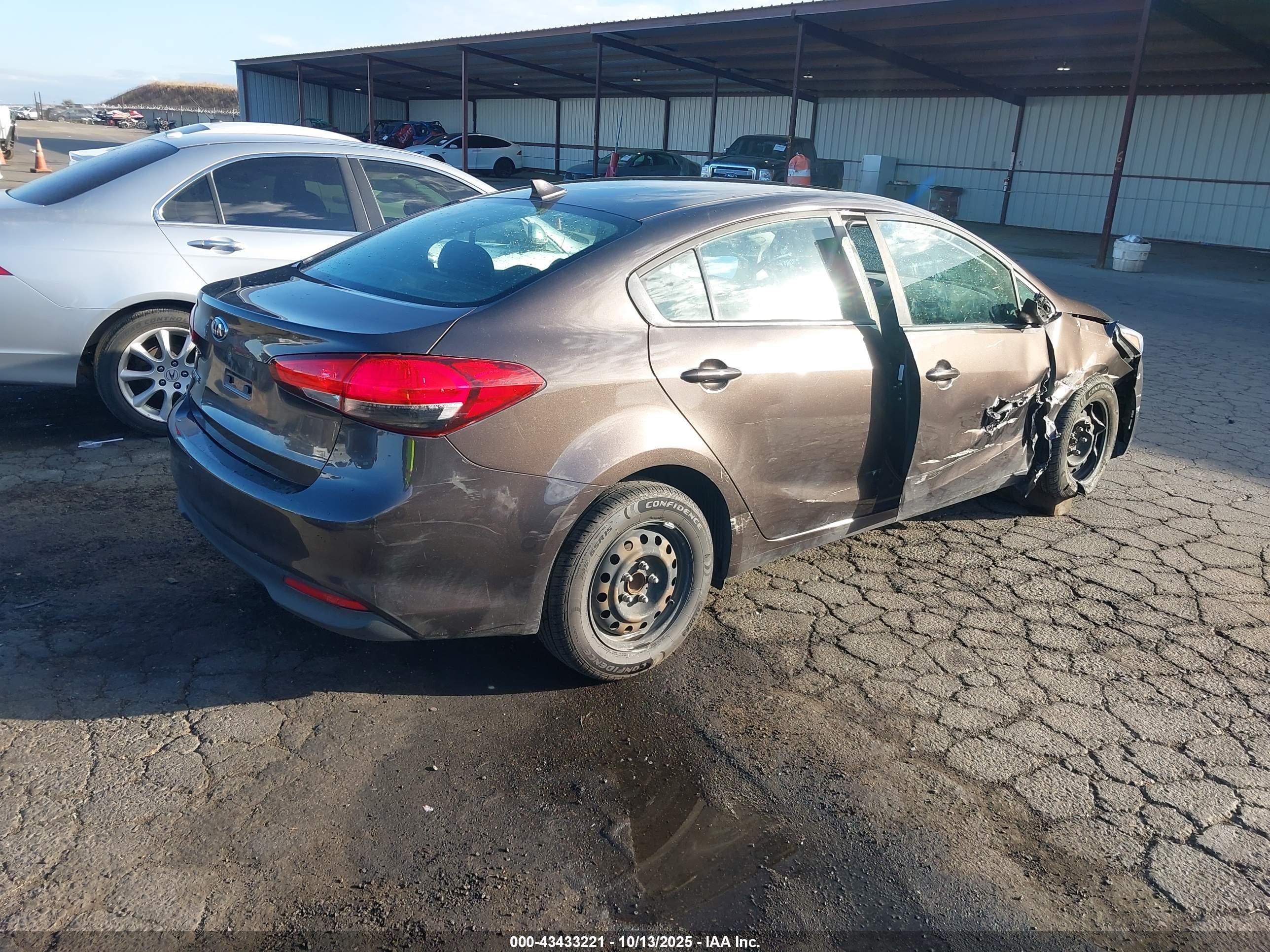 KIA FORTE image 4