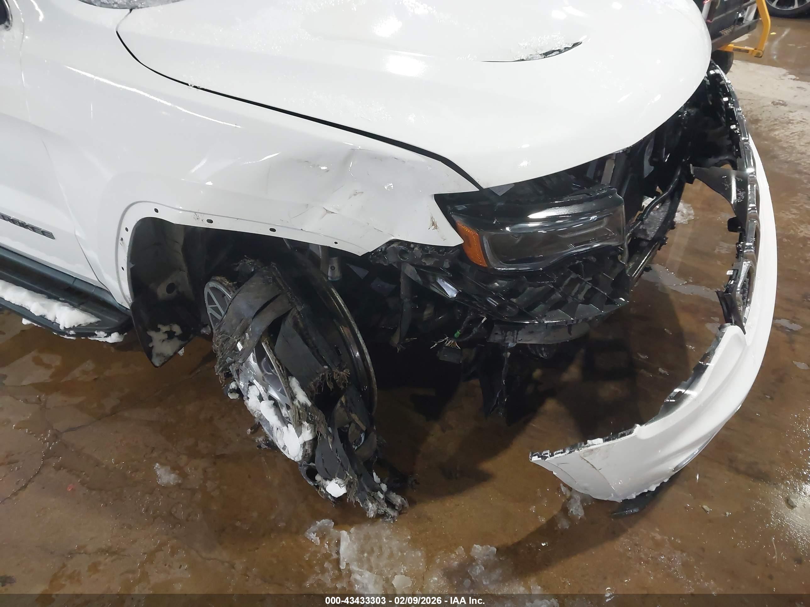 JEEP GRAND image 6