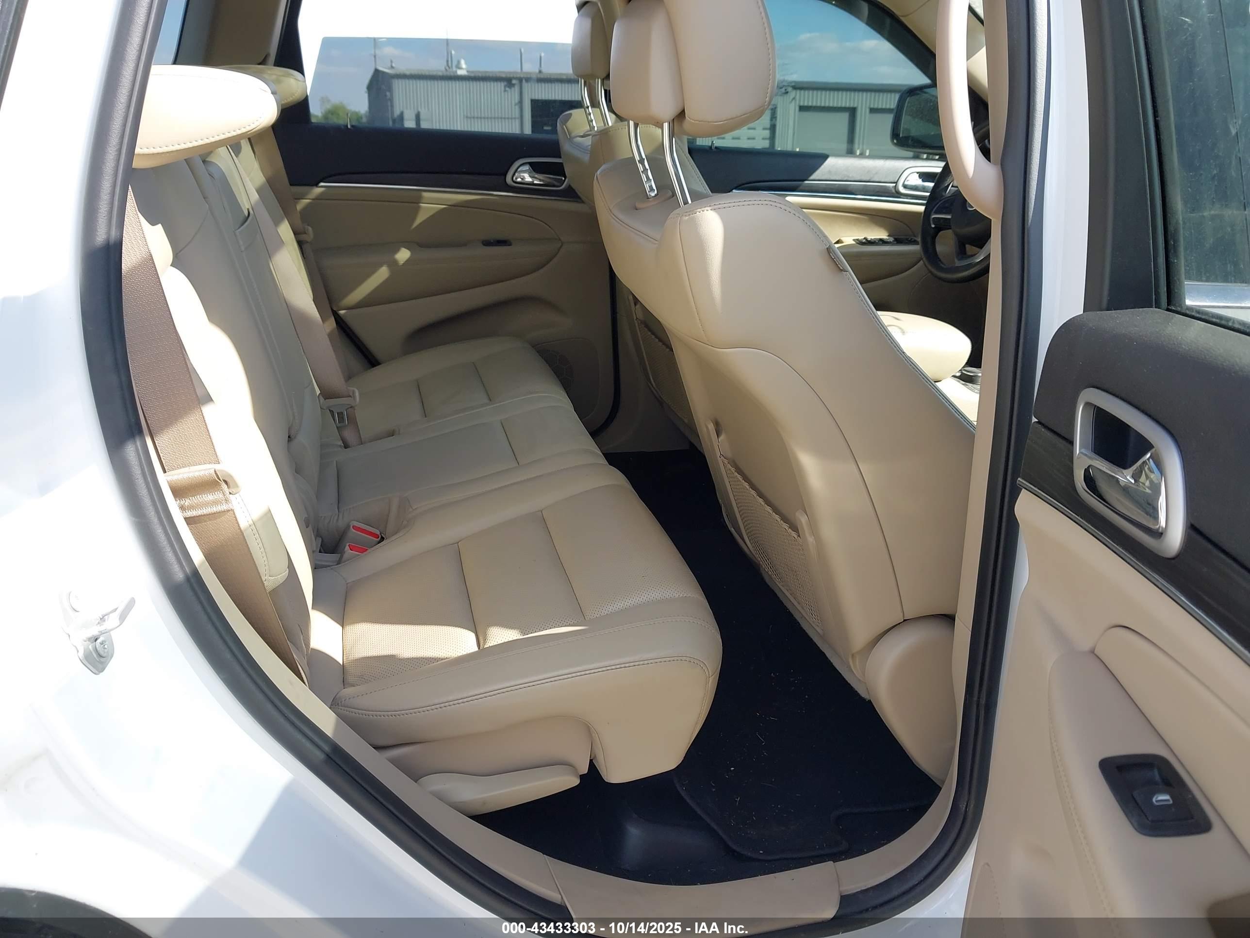 JEEP GRAND image 8