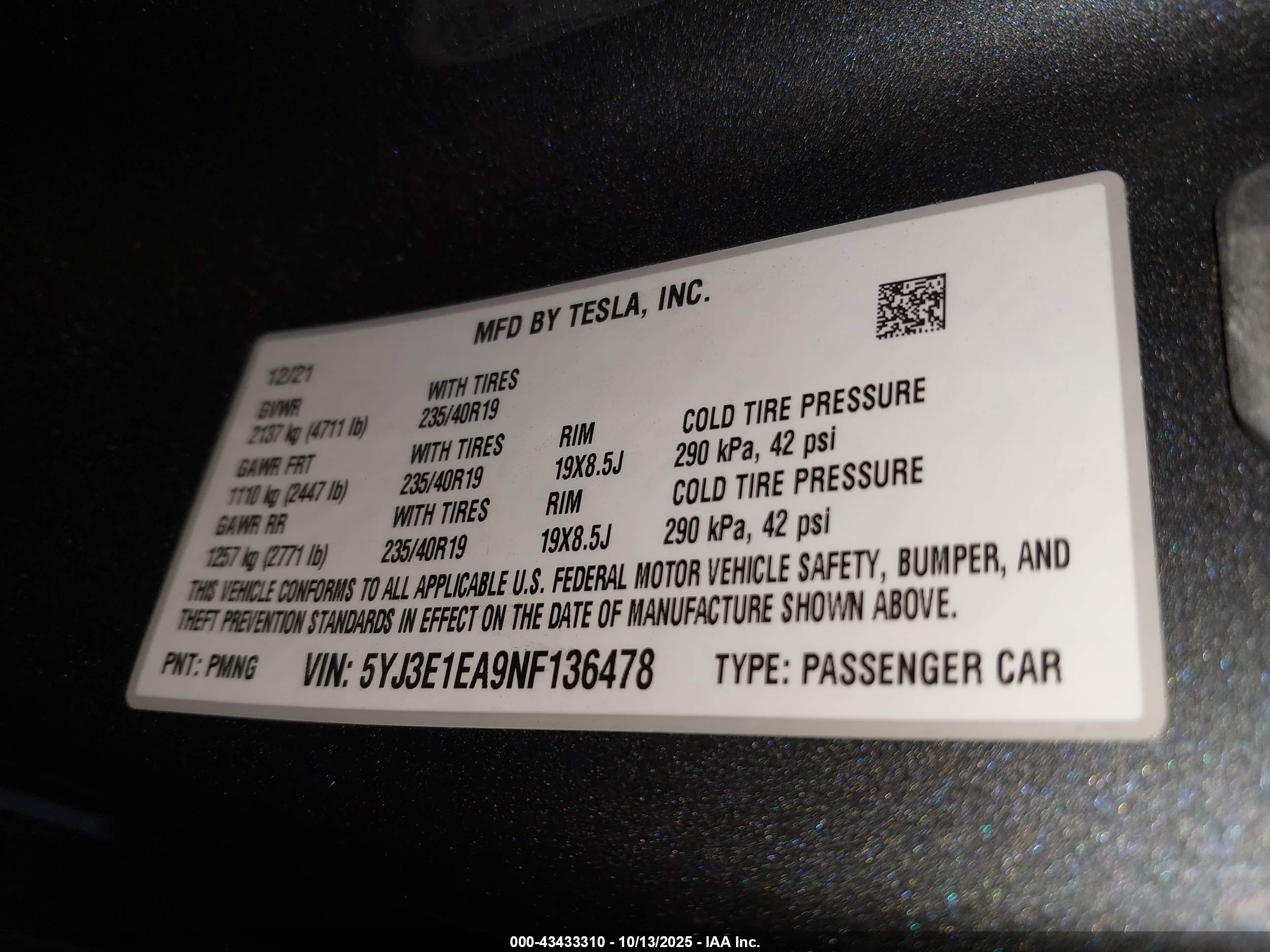 TESLA MODEL image 9