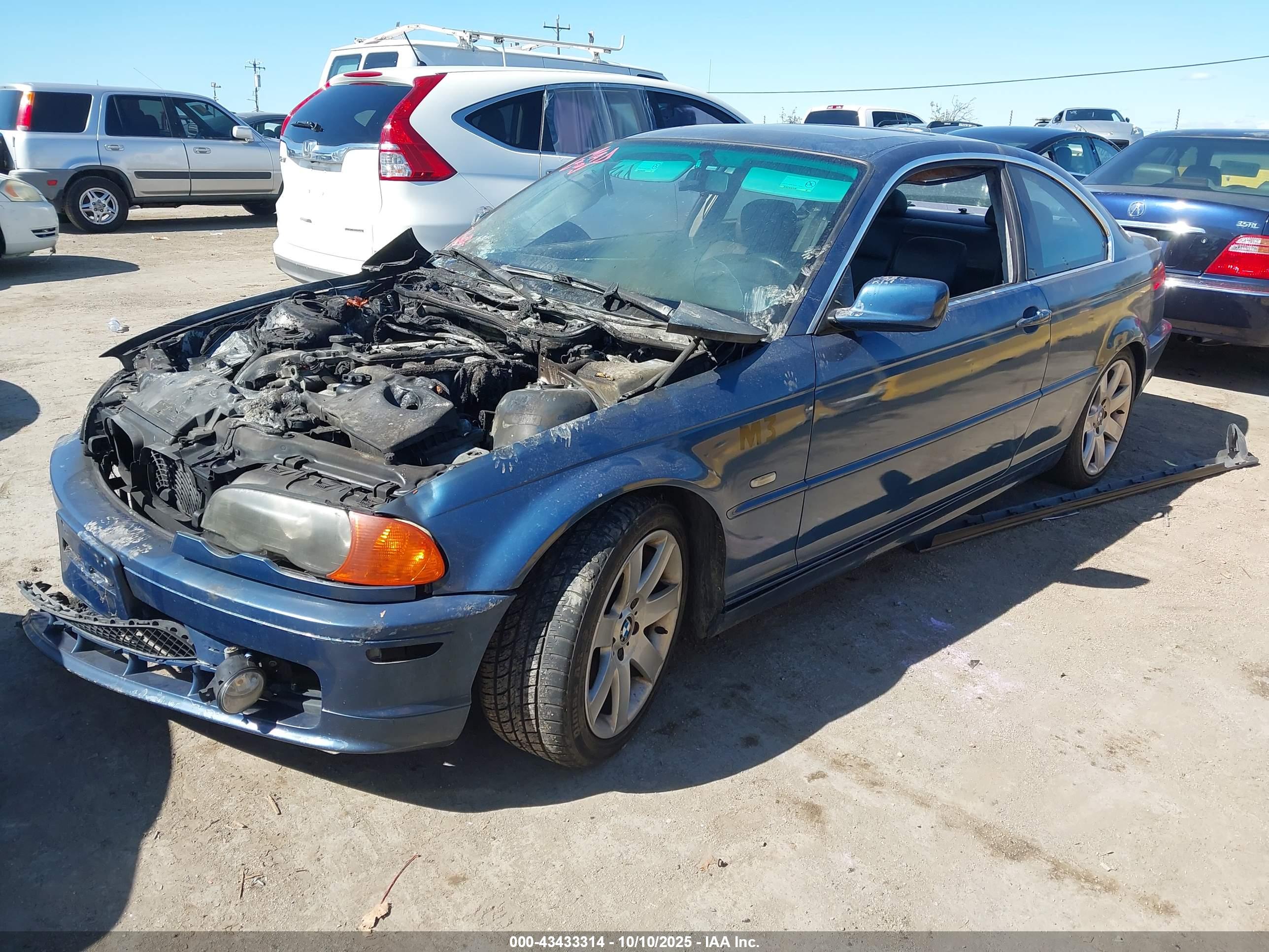 BMW 325CI image 2