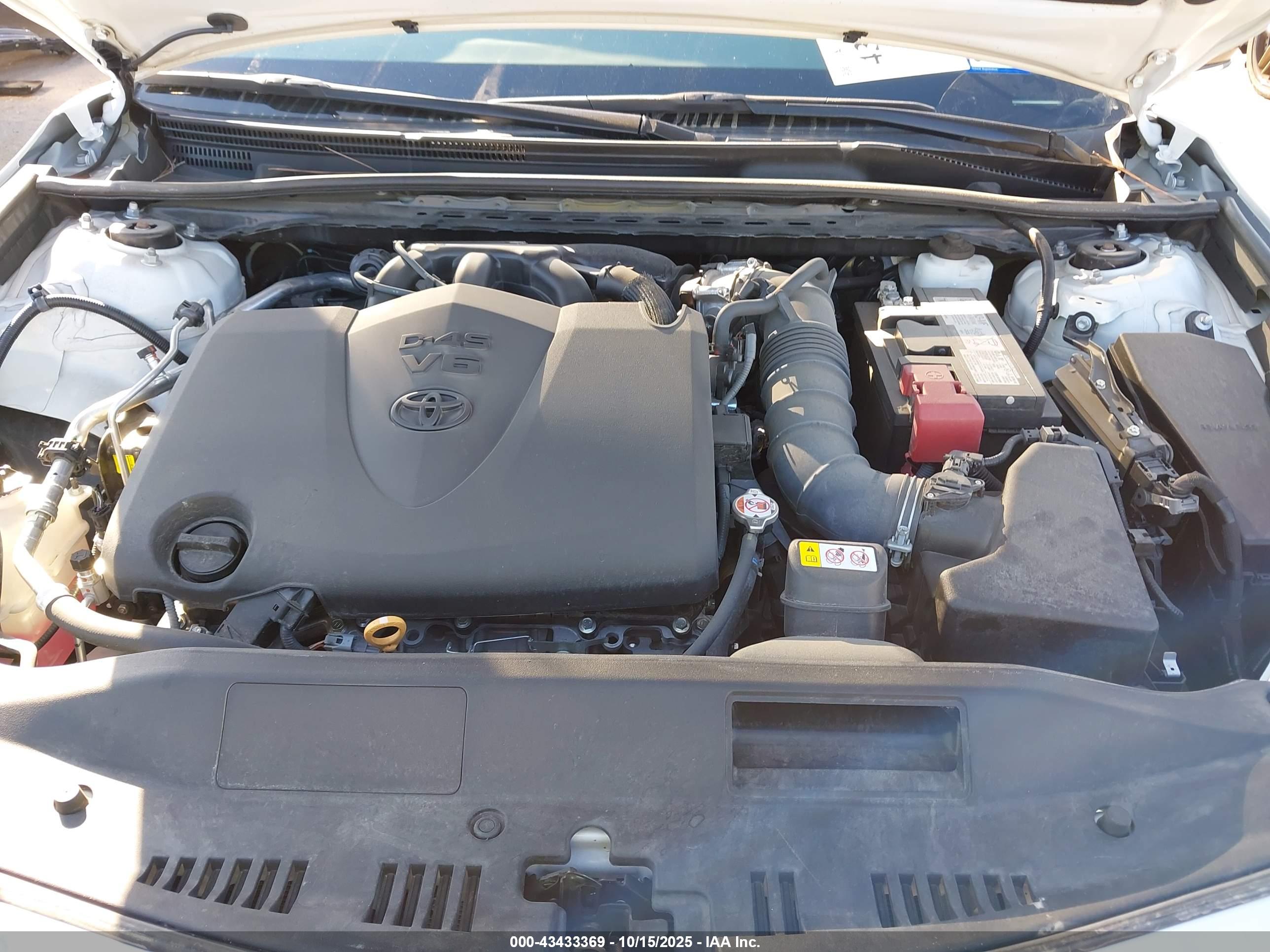 TOYOTA CAMRY image 10