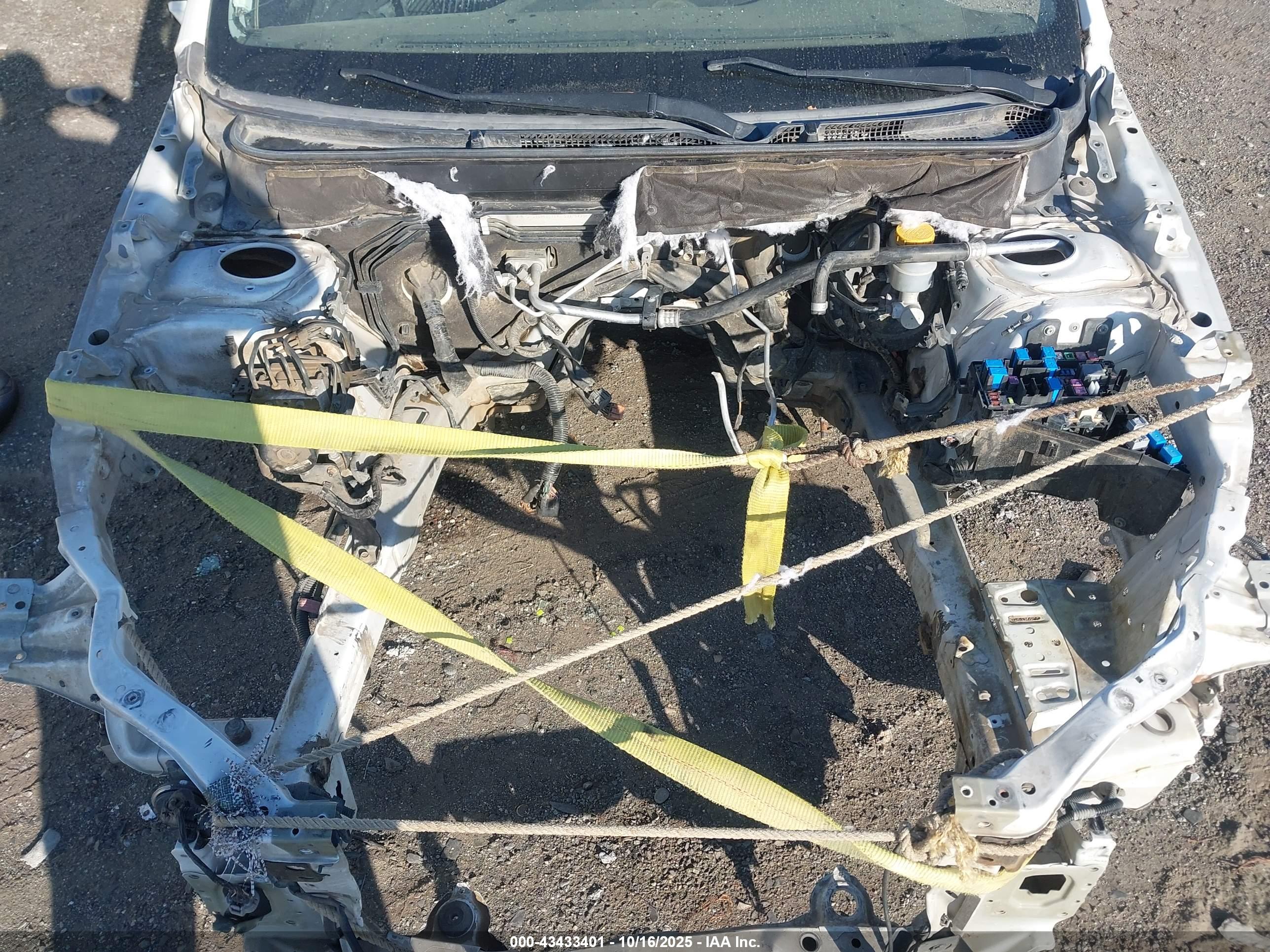 SUBARU LEGACY image 10