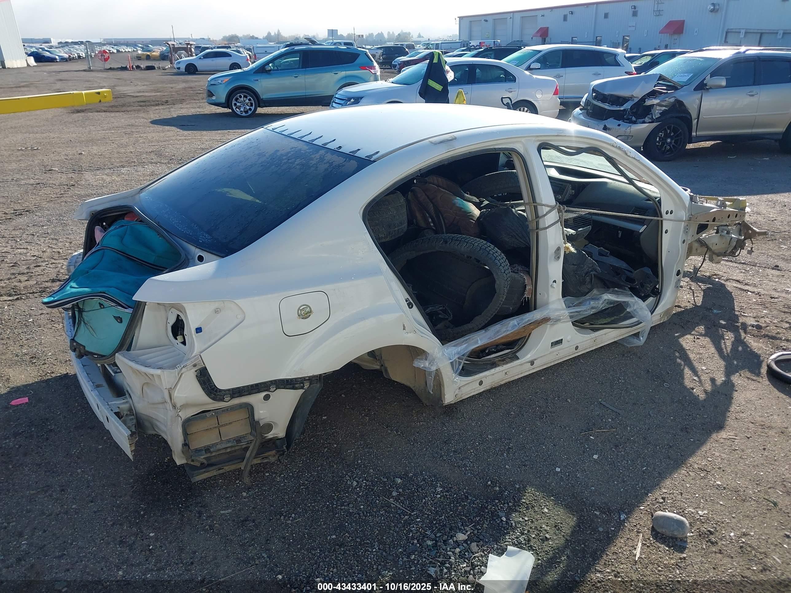 SUBARU LEGACY image 4
