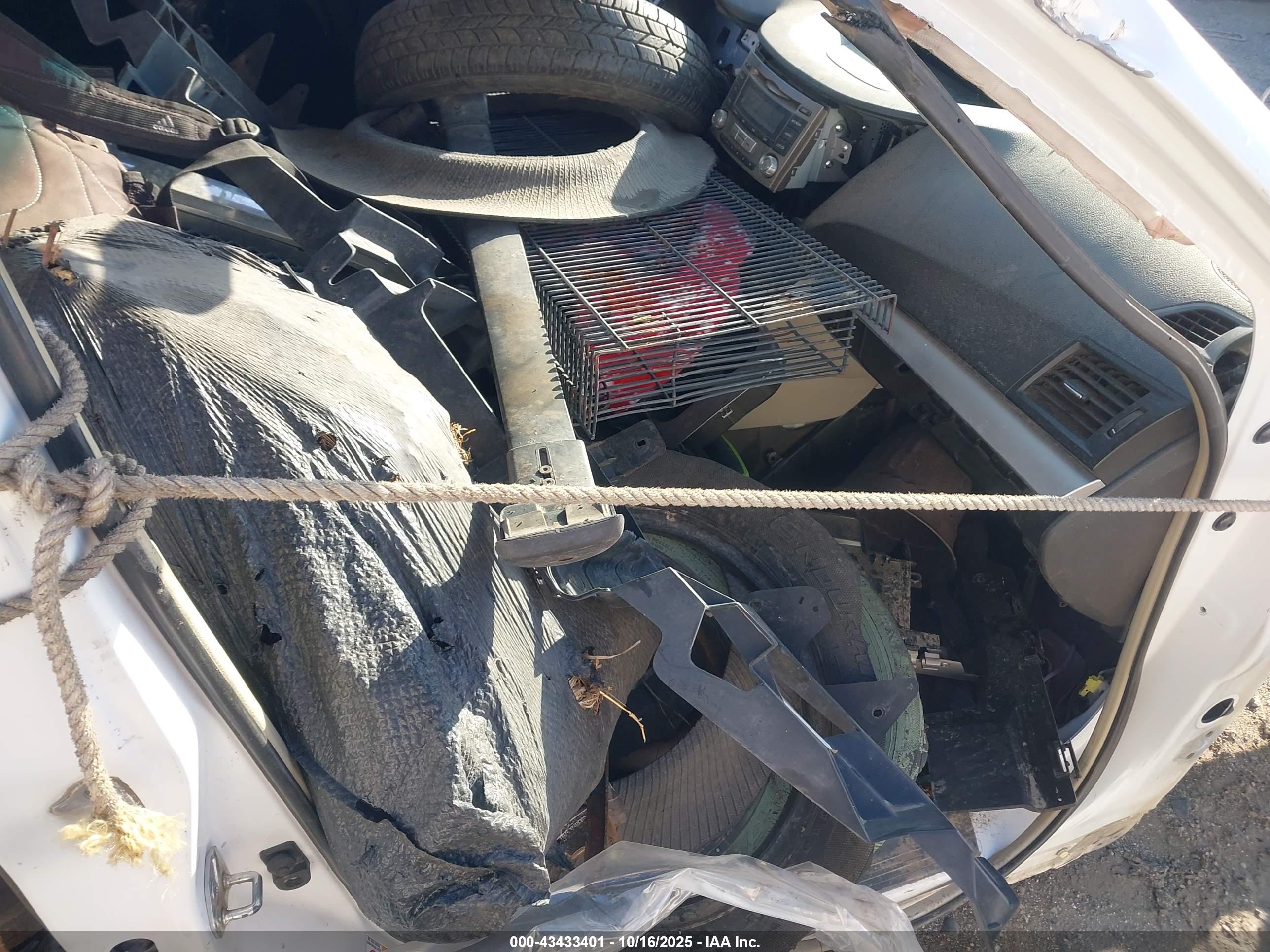SUBARU LEGACY image 5