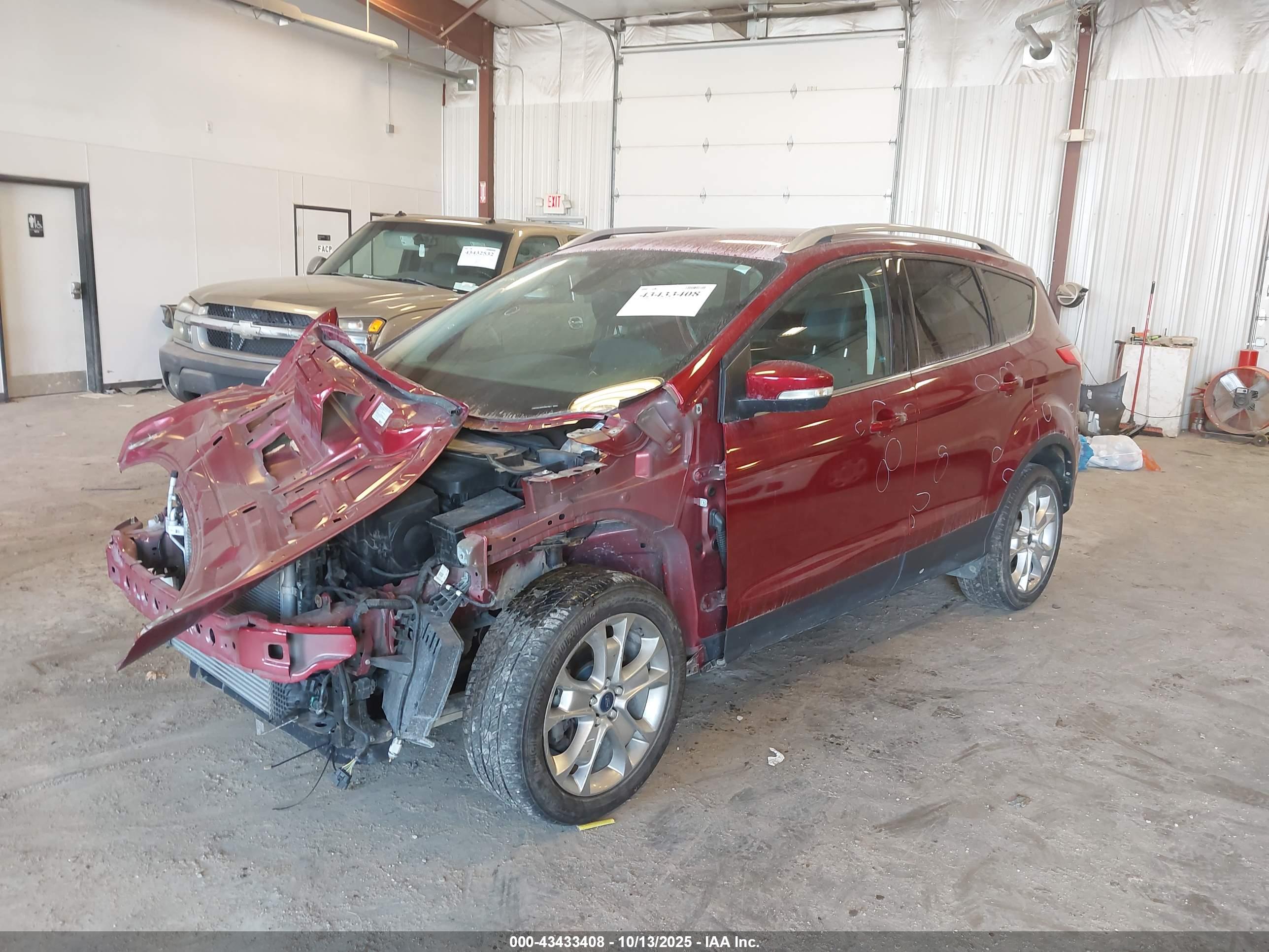 FORD ESCAPE image 2