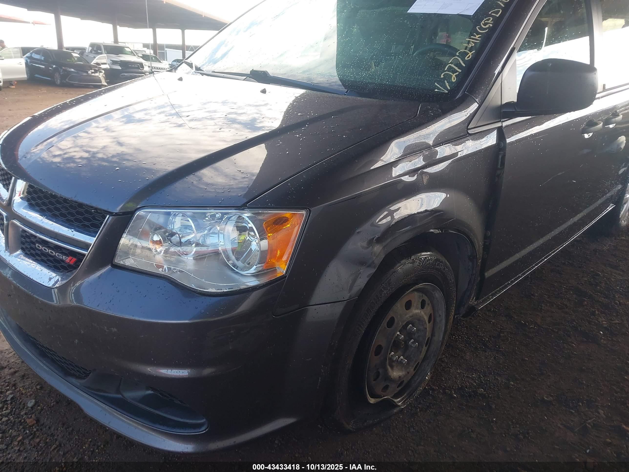 DODGE GRAND image 6