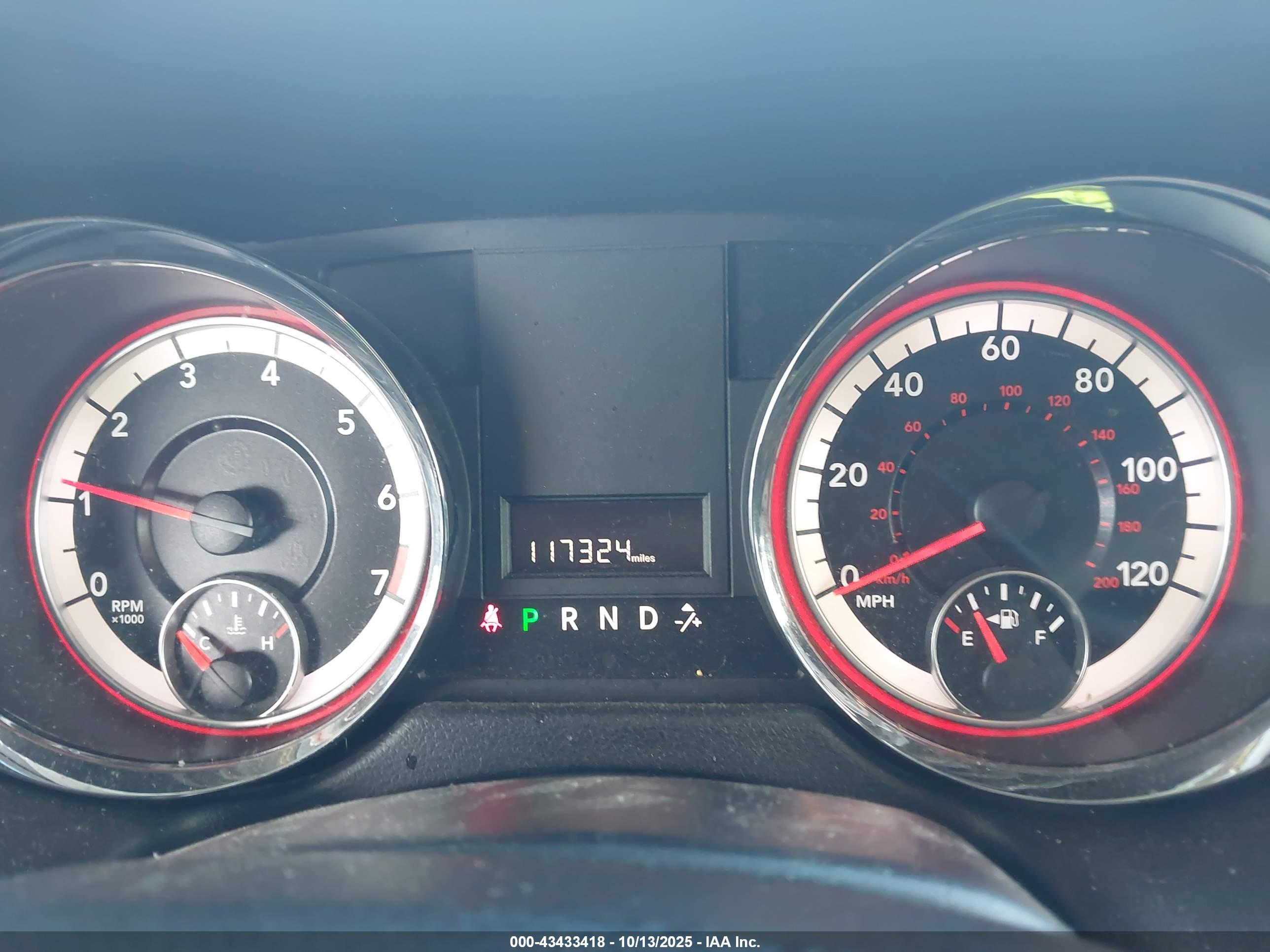 DODGE GRAND image 7