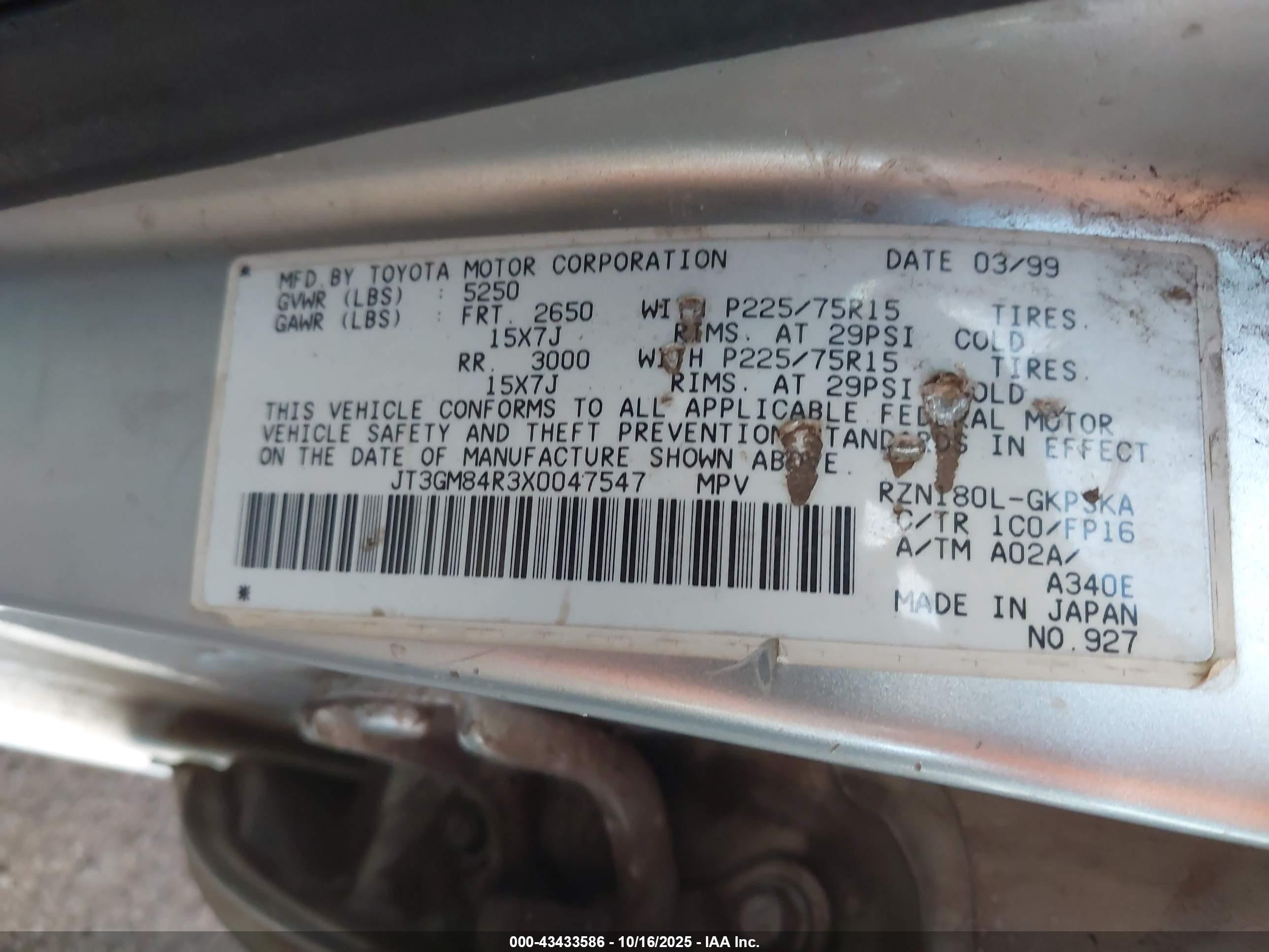 TOYOTA 4RUNNER image 9