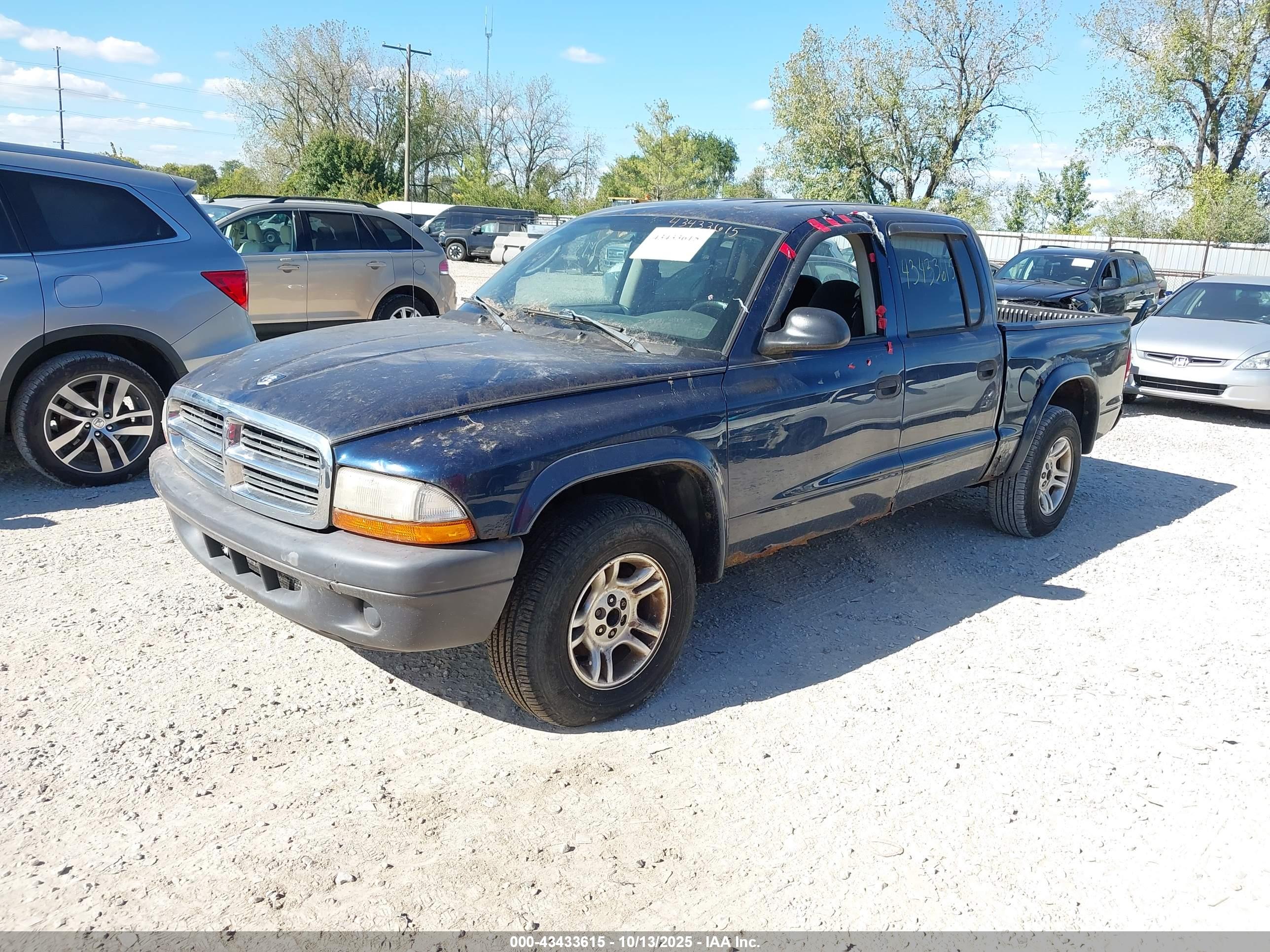 DODGE DAKOTA image 2