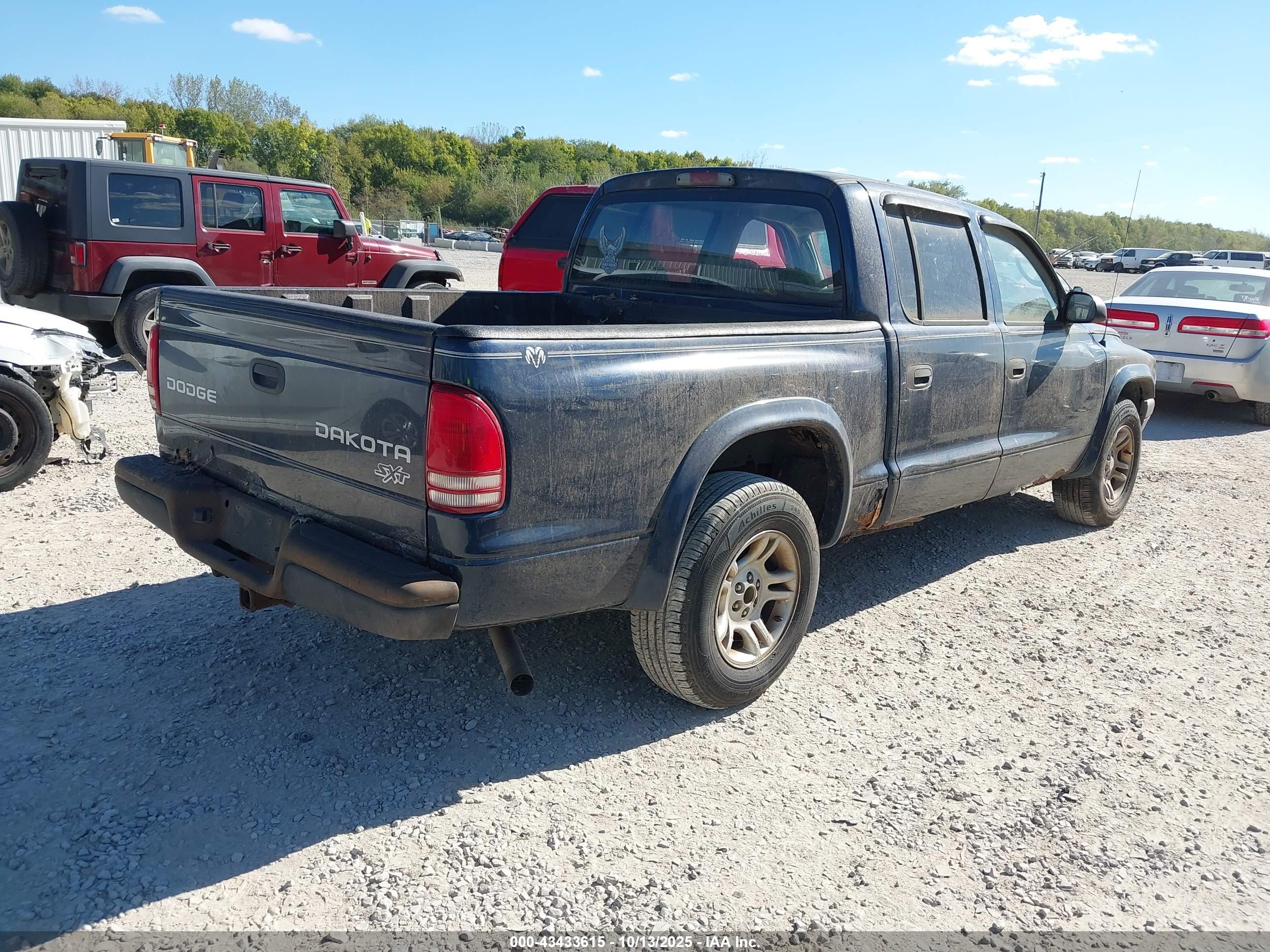 DODGE DAKOTA image 4