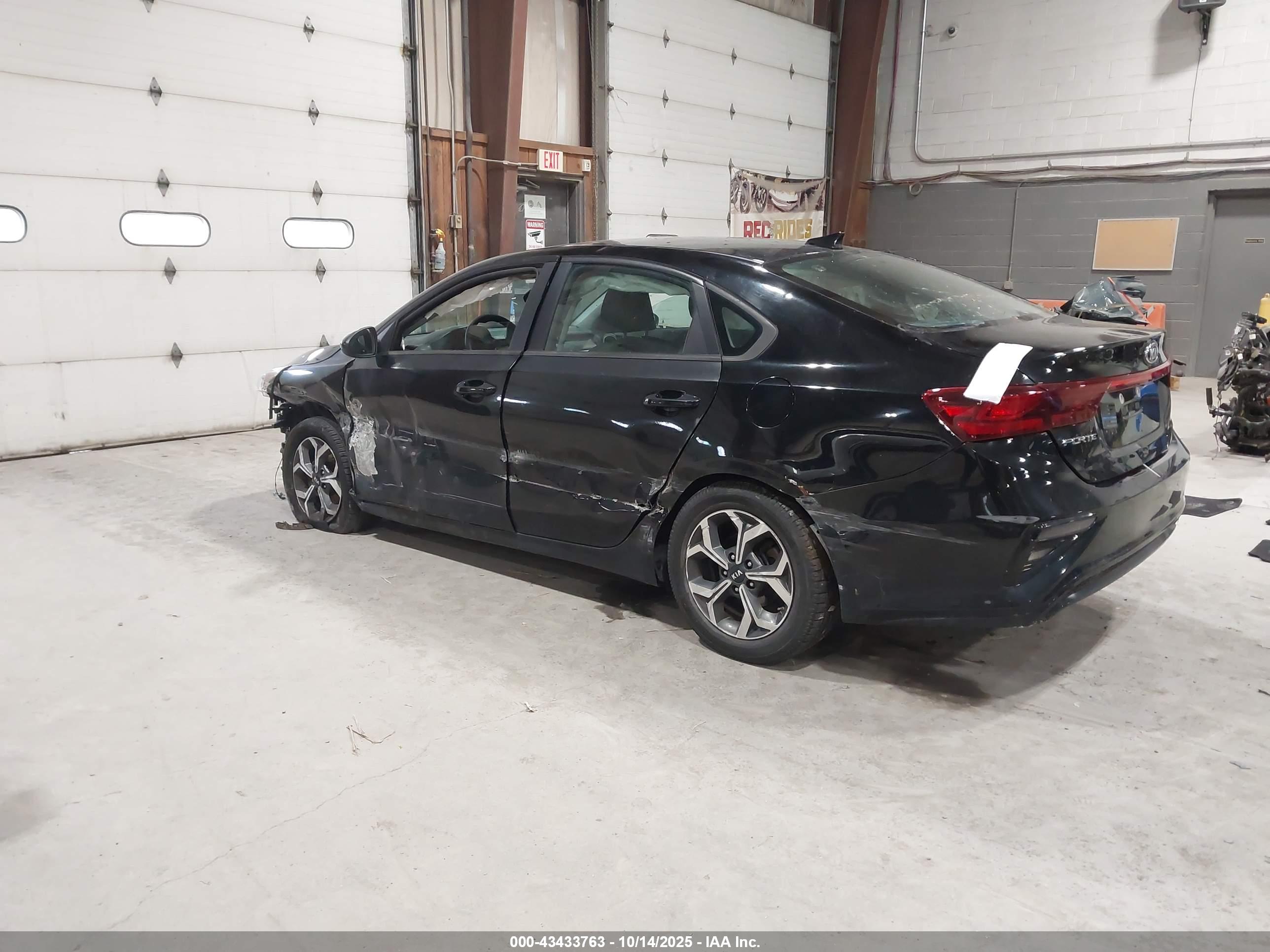 KIA FORTE image 3