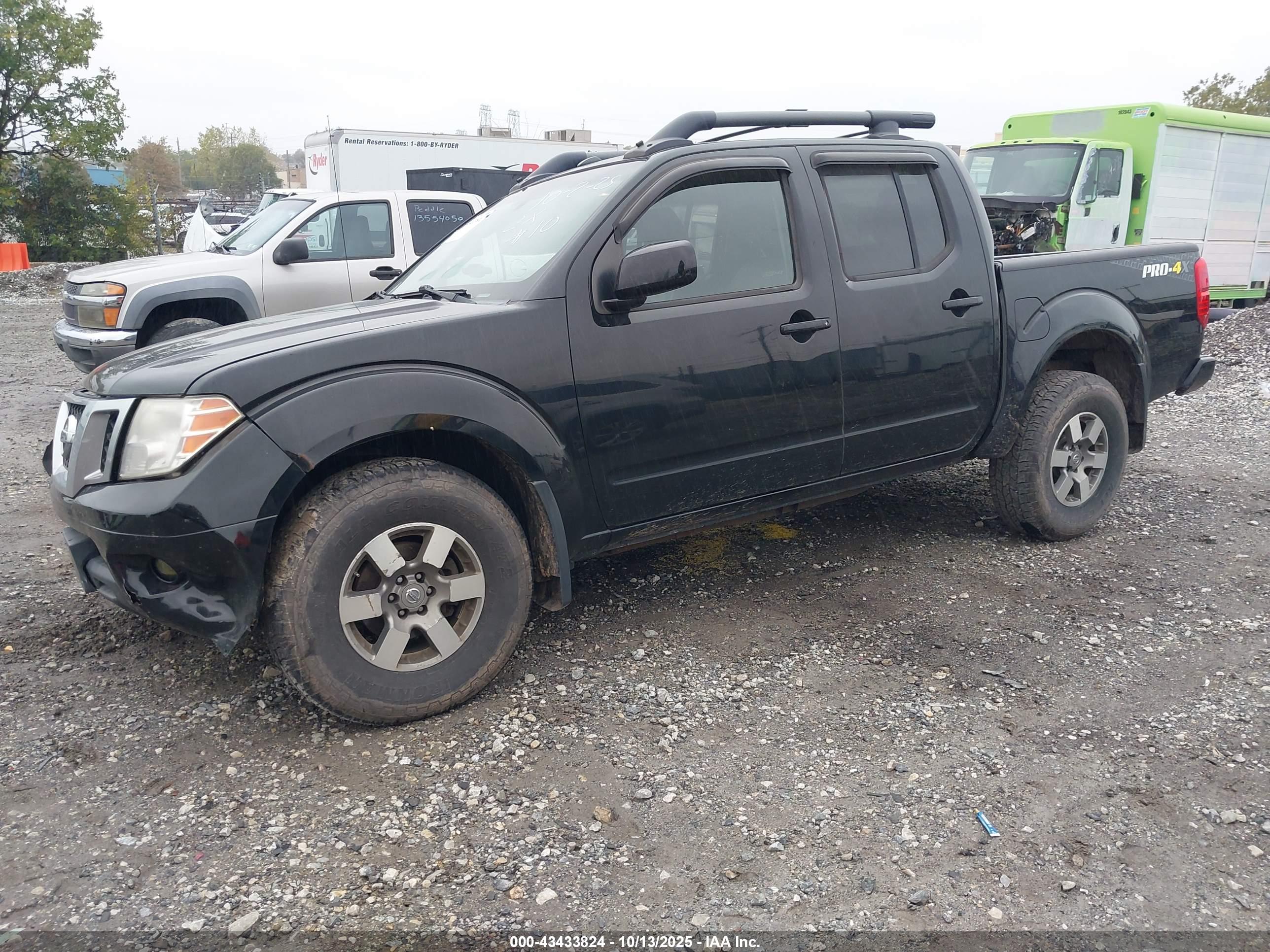 NISSAN FRONTIER image 2