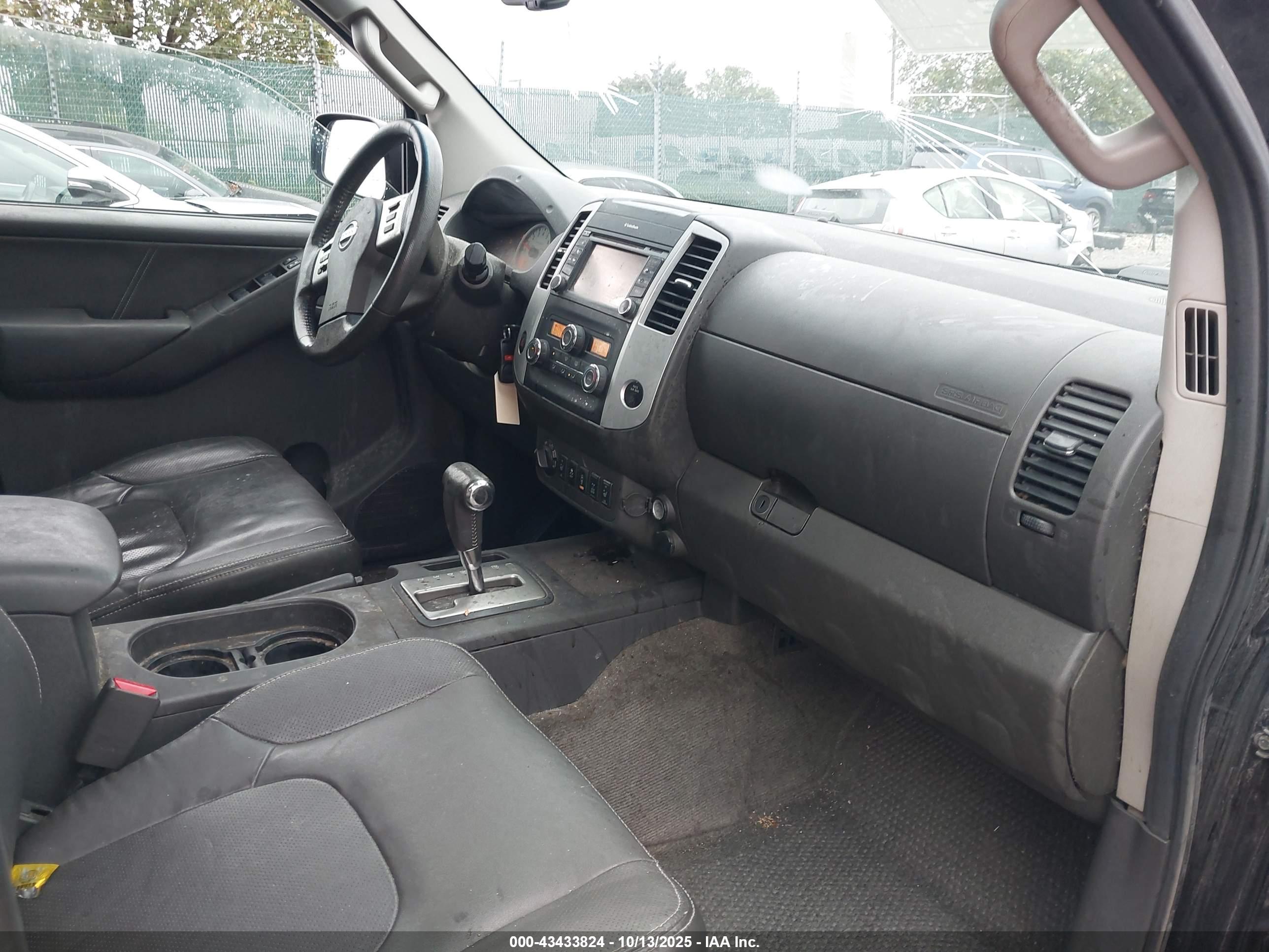 NISSAN FRONTIER image 5