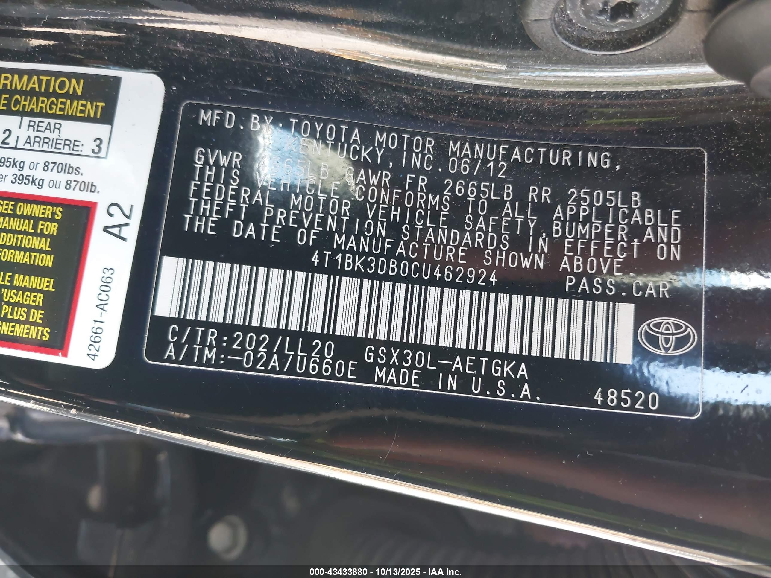TOYOTA AVALON image 9