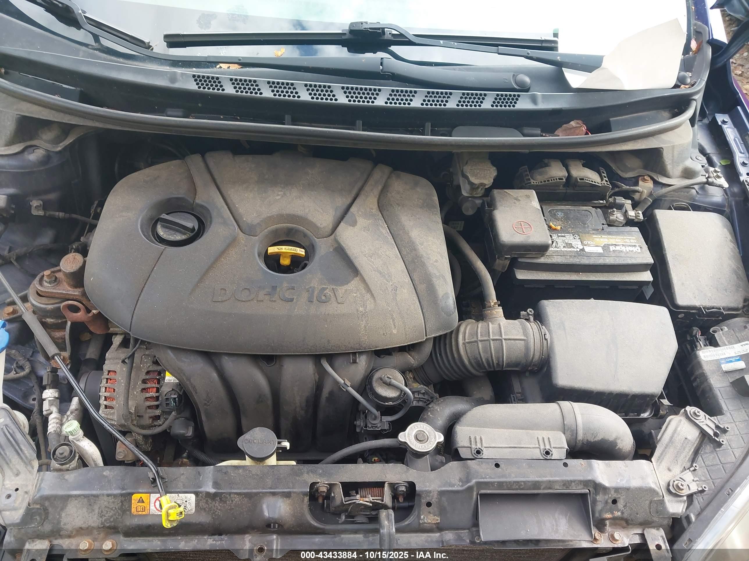 HYUNDAI ELANTRA image 10