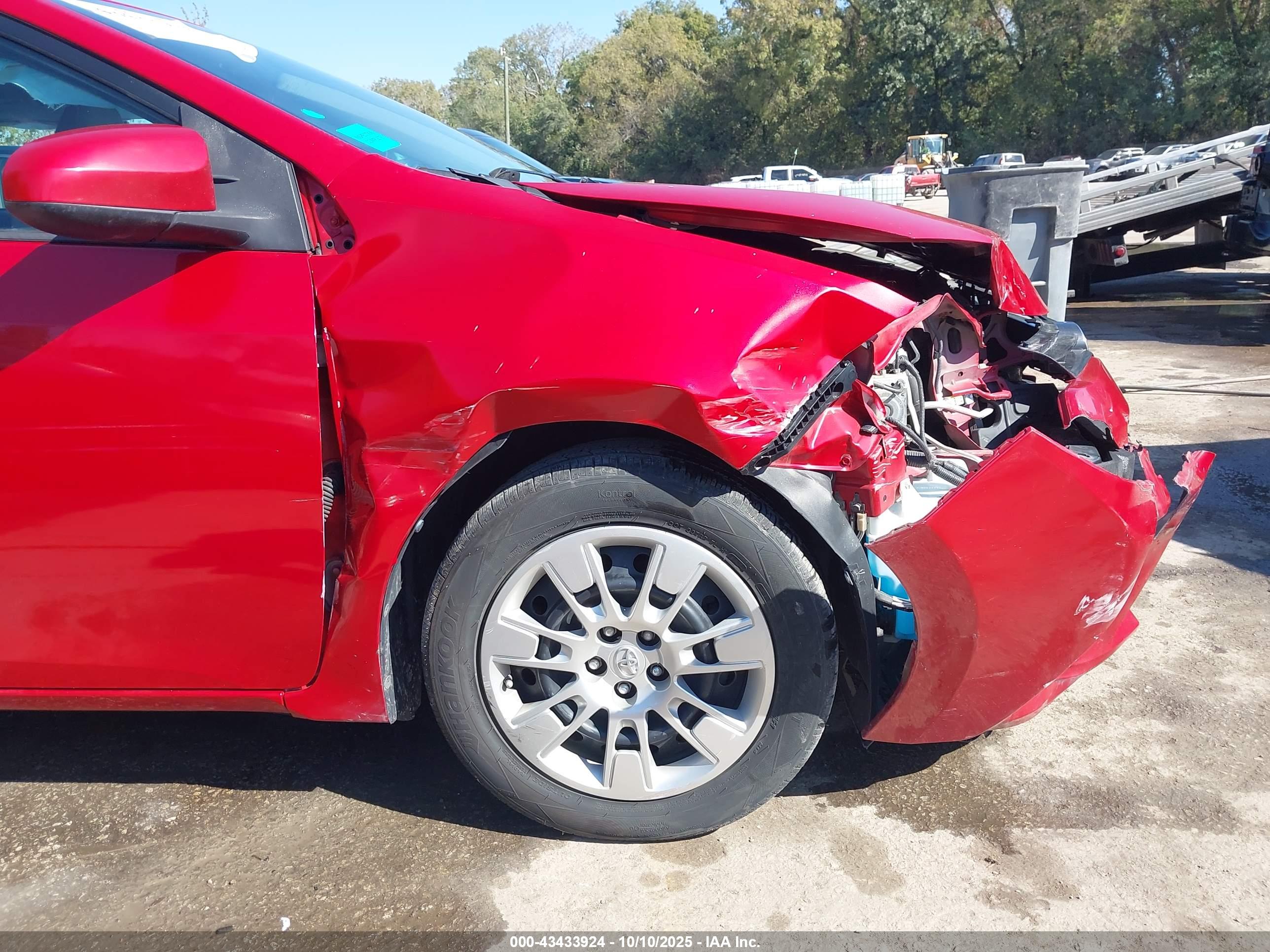 TOYOTA COROLLA image 6