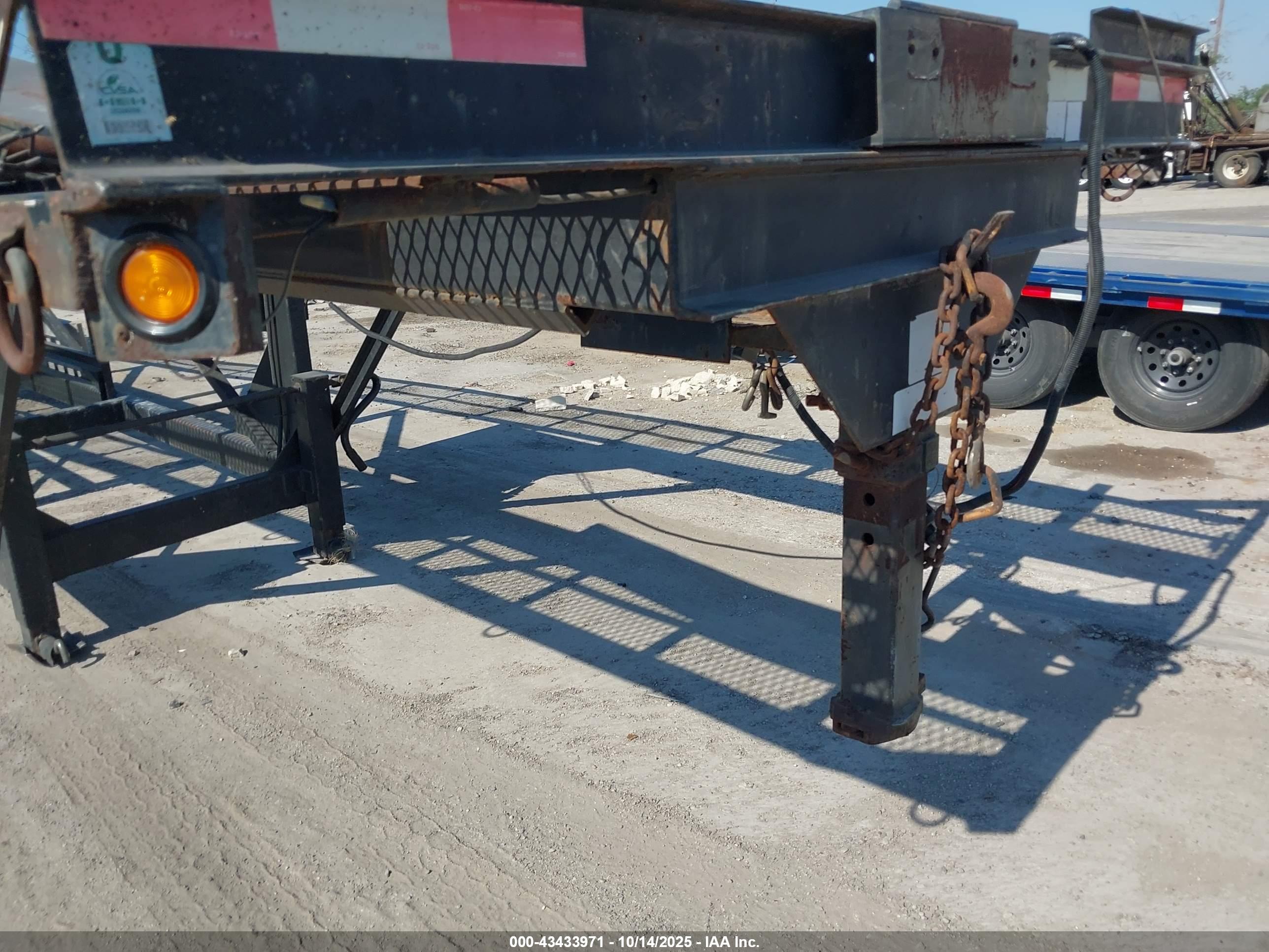 KAUFMAN TRAILERS image 7