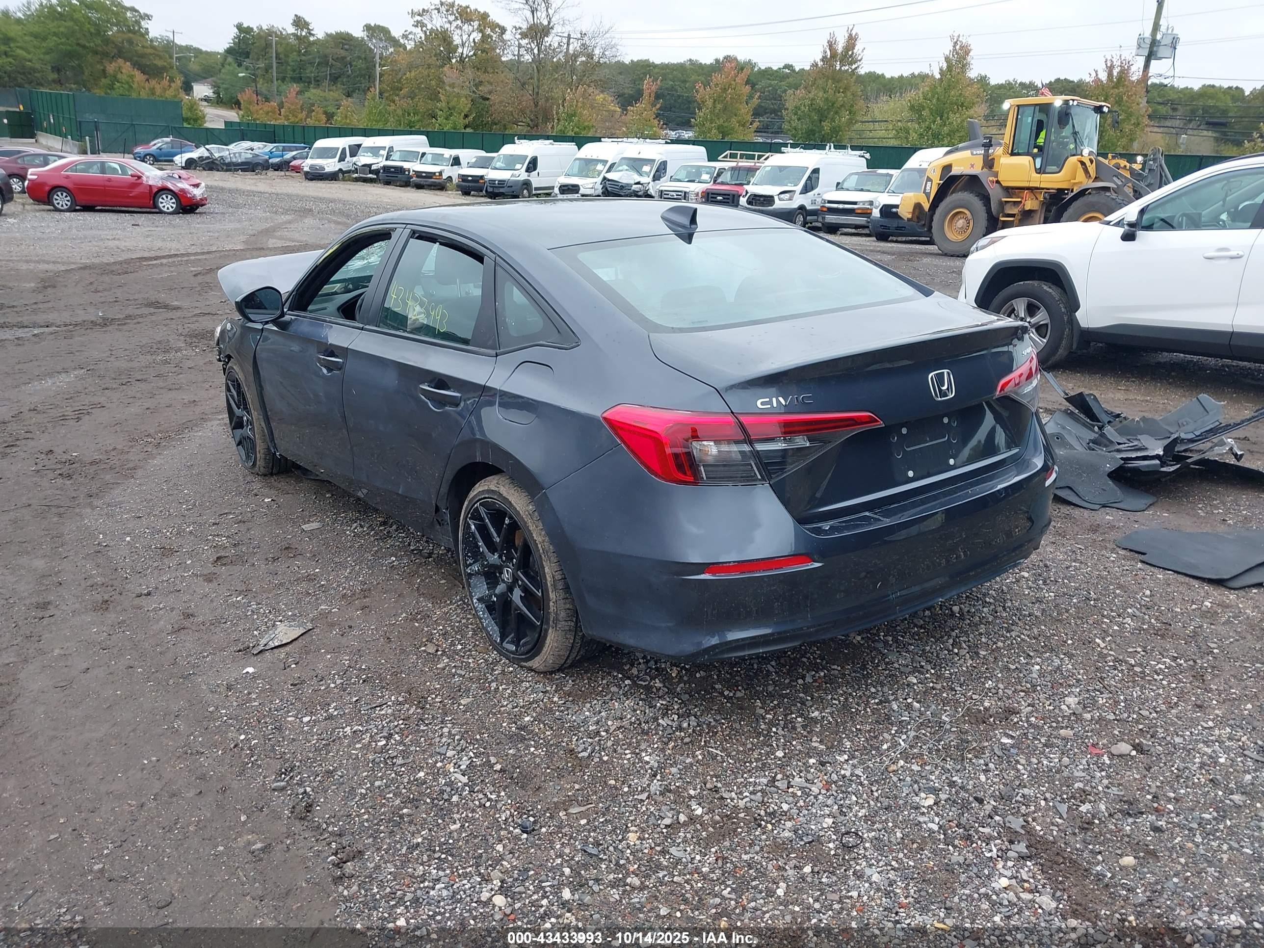 HONDA CIVIC image 3