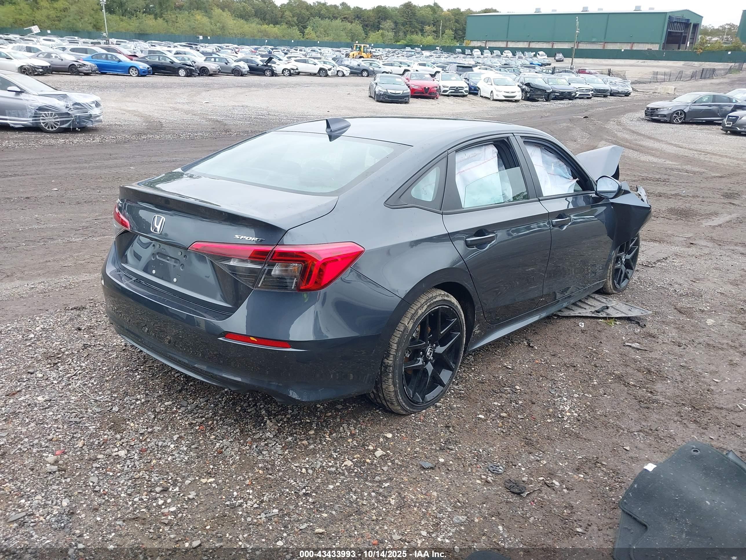 HONDA CIVIC image 4