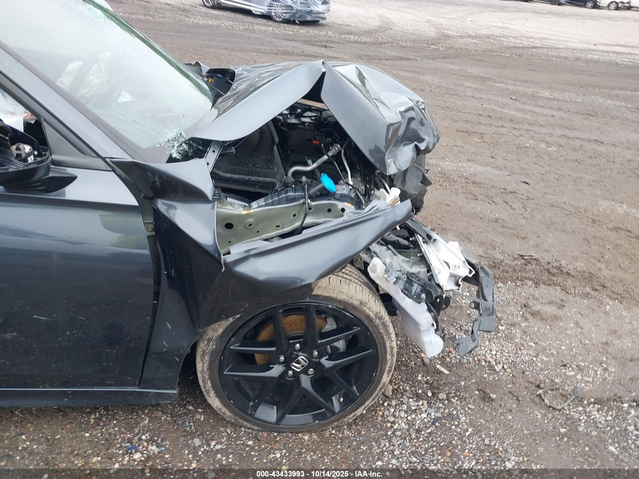 HONDA CIVIC image 6