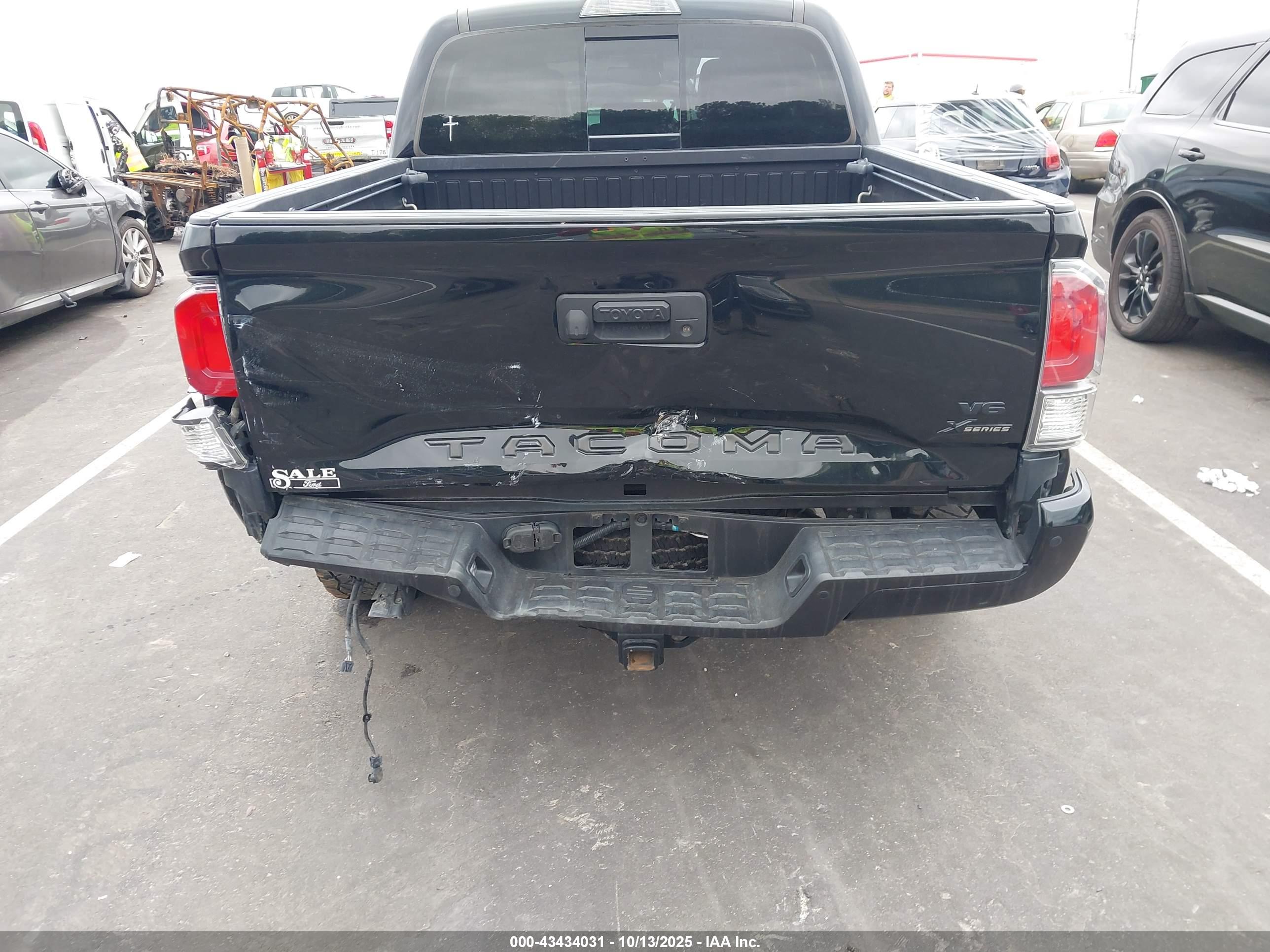 TOYOTA TACOMA image 6