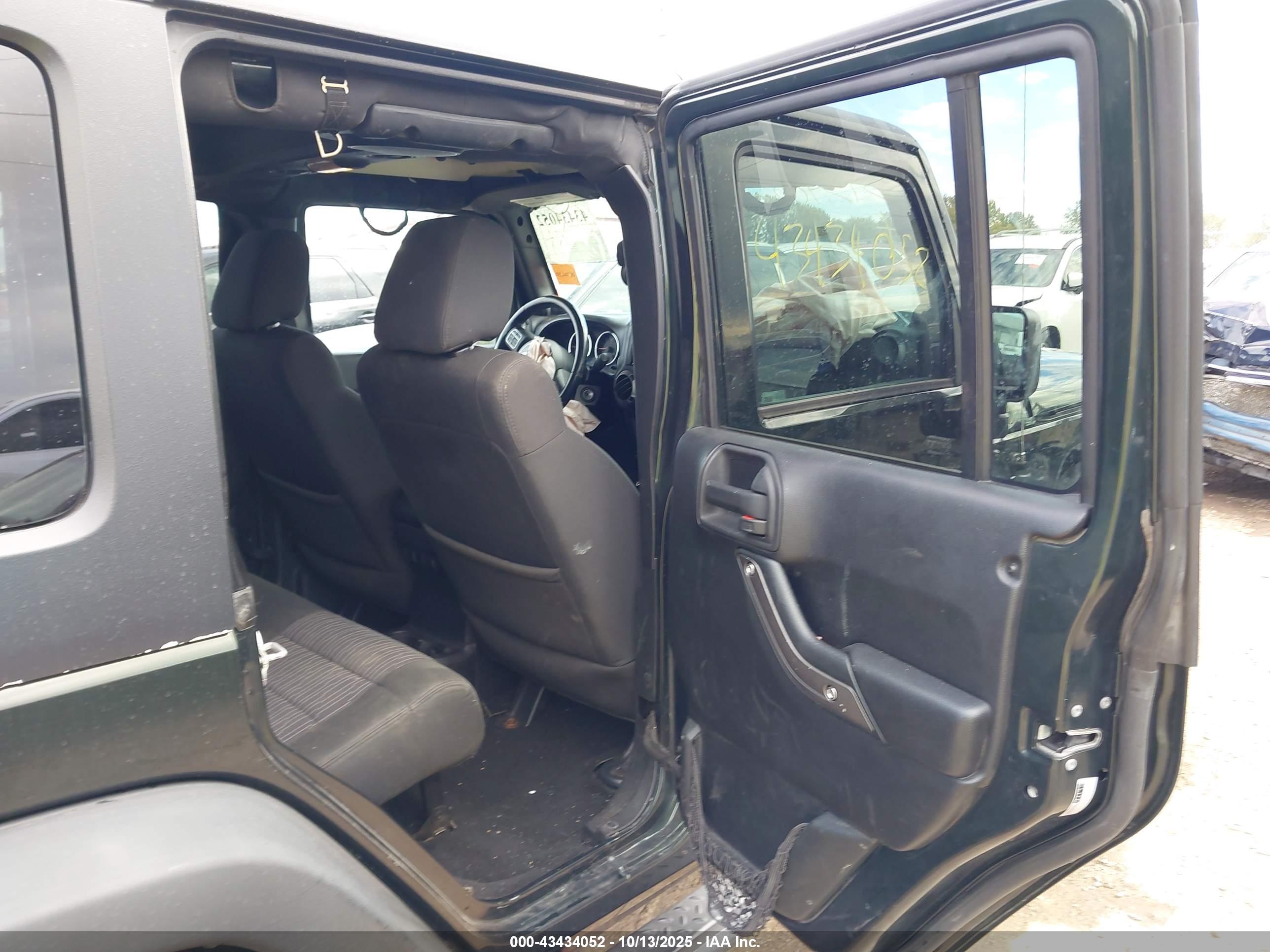 JEEP WRANGLER image 8