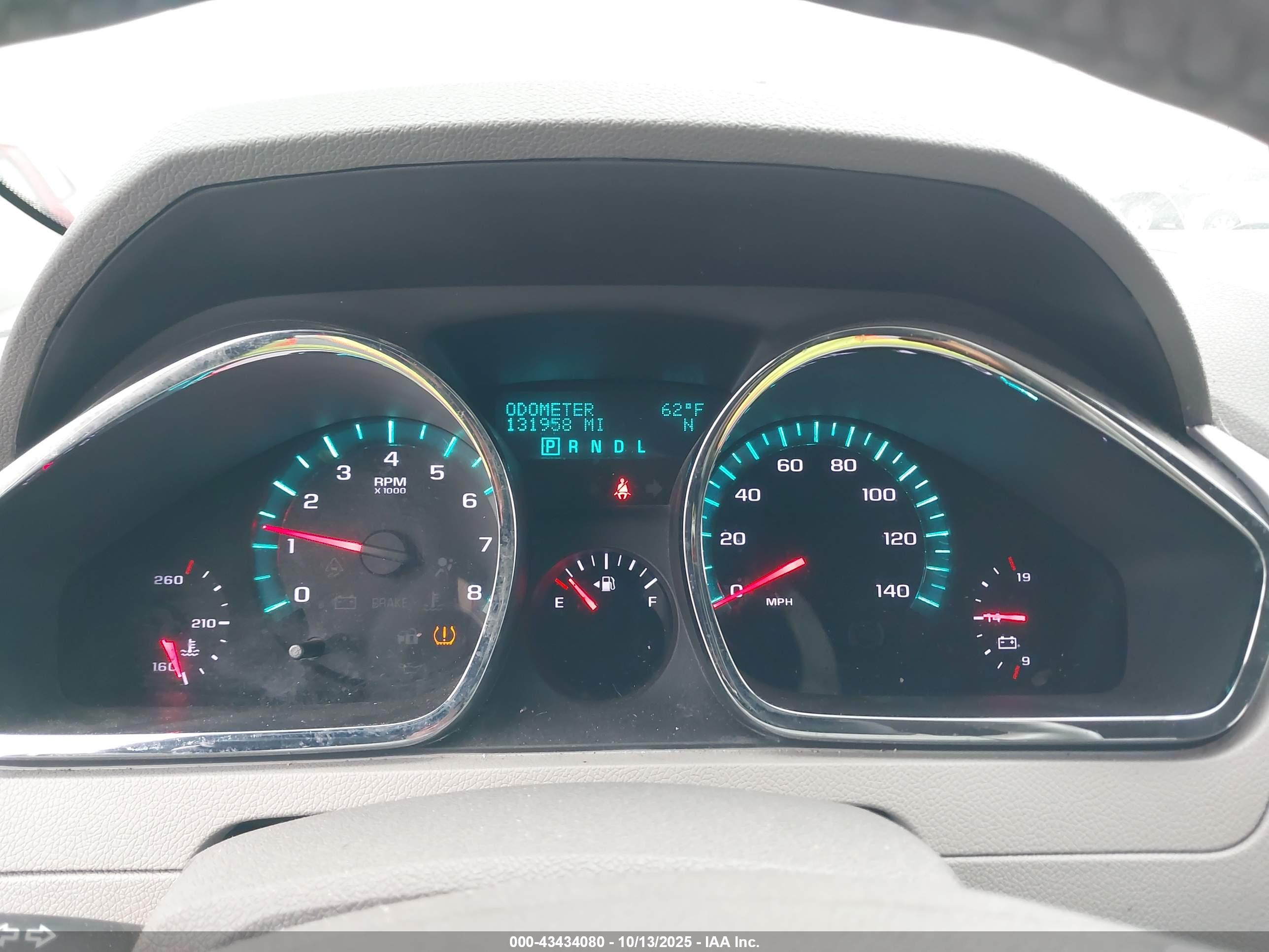 CHEVROLET TRAVERSE image 7