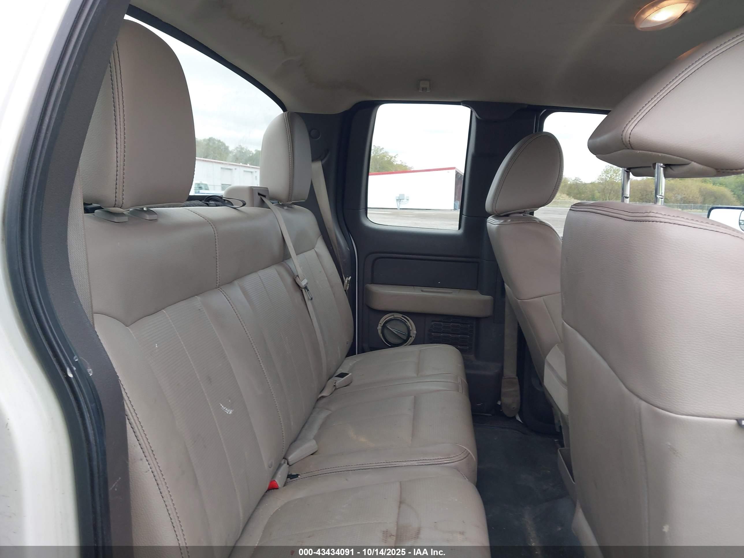 FORD F-150 image 8