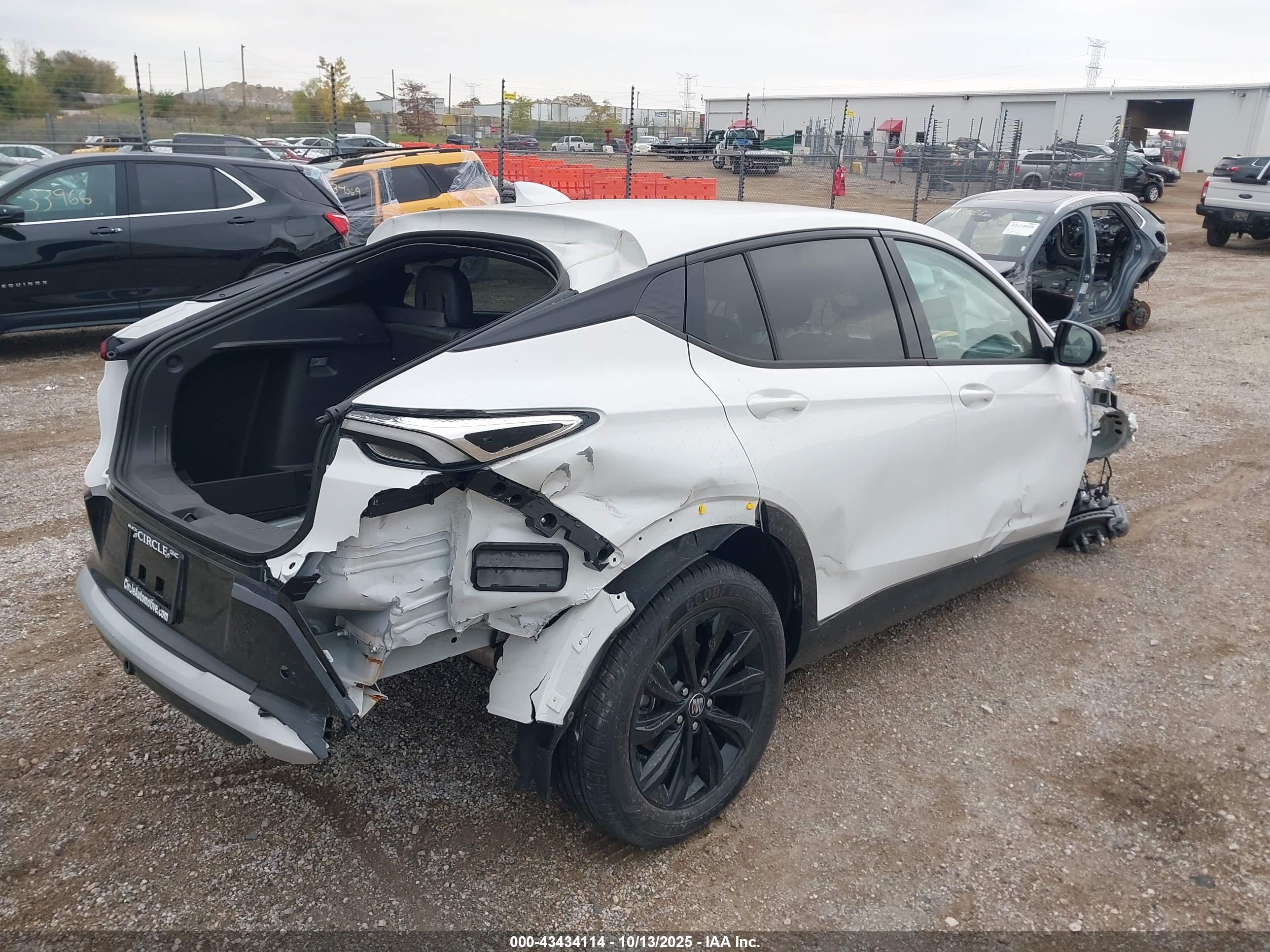 BUICK ENVISTA image 4
