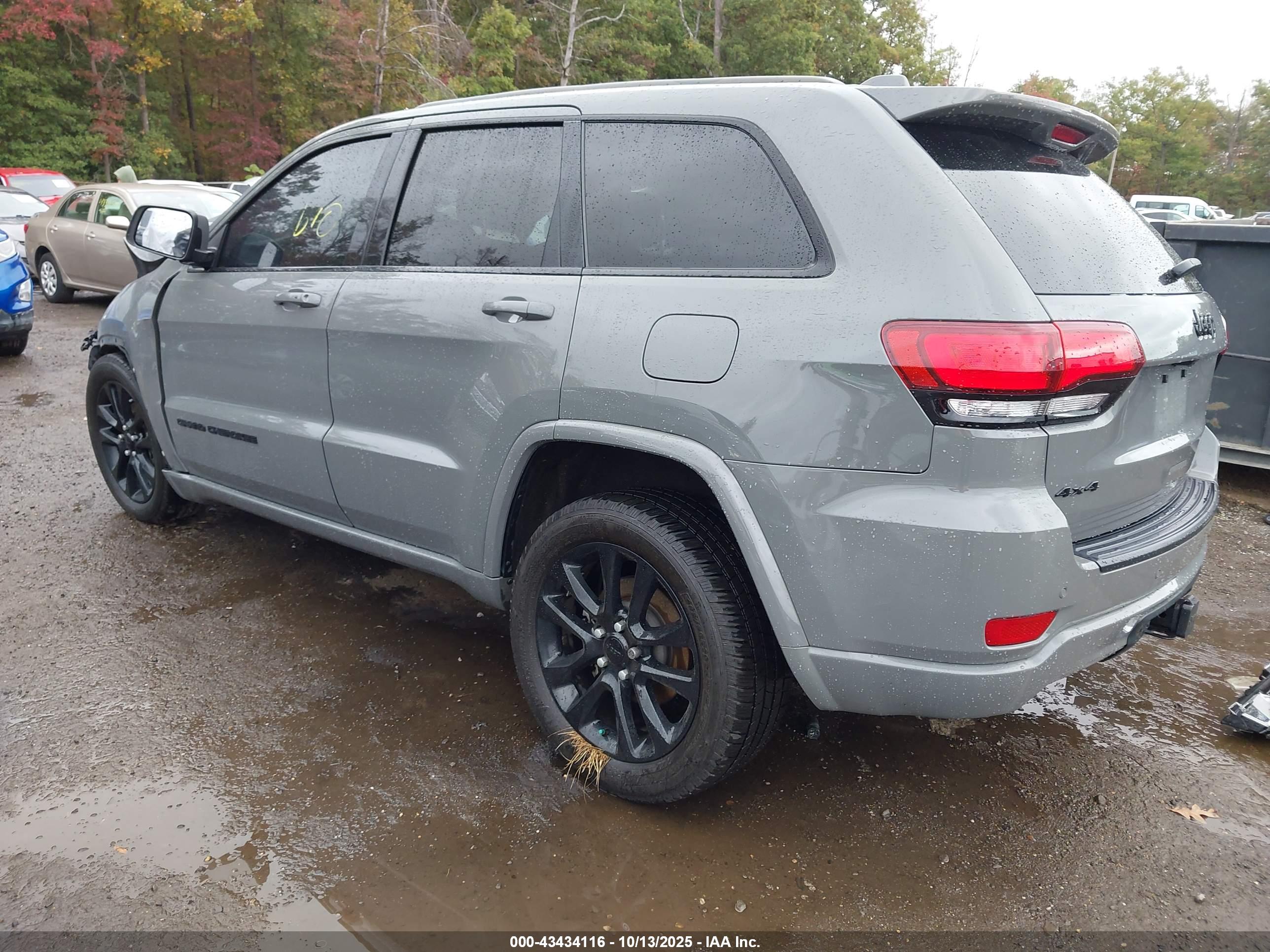 JEEP GRAND image 3