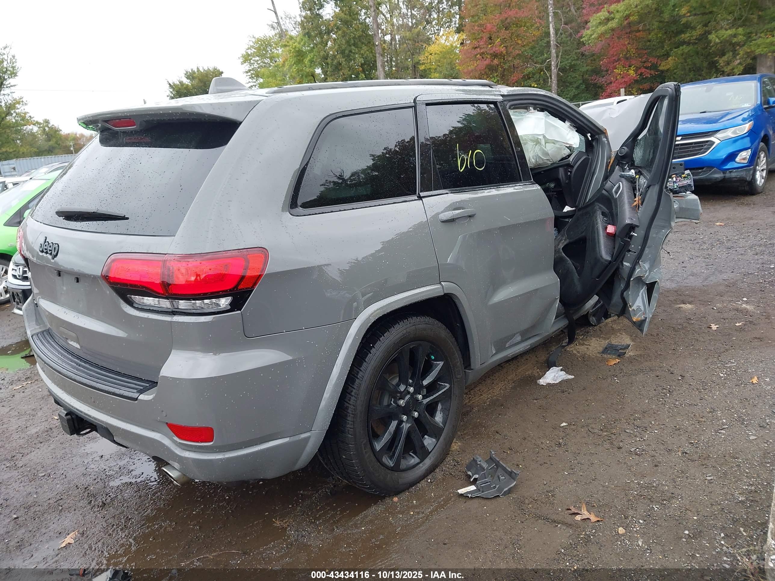 JEEP GRAND image 4