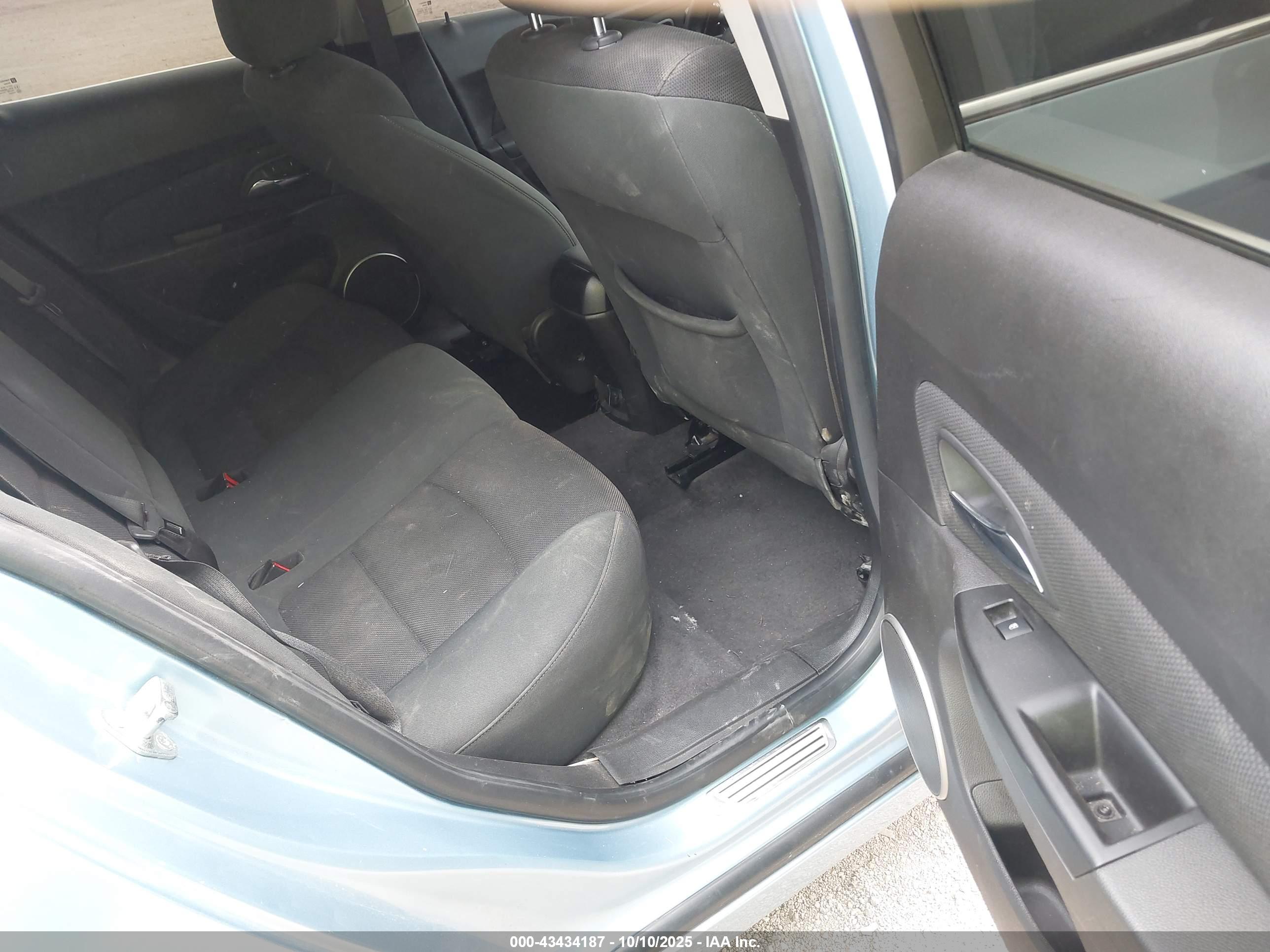 CHEVROLET CRUZE image 8