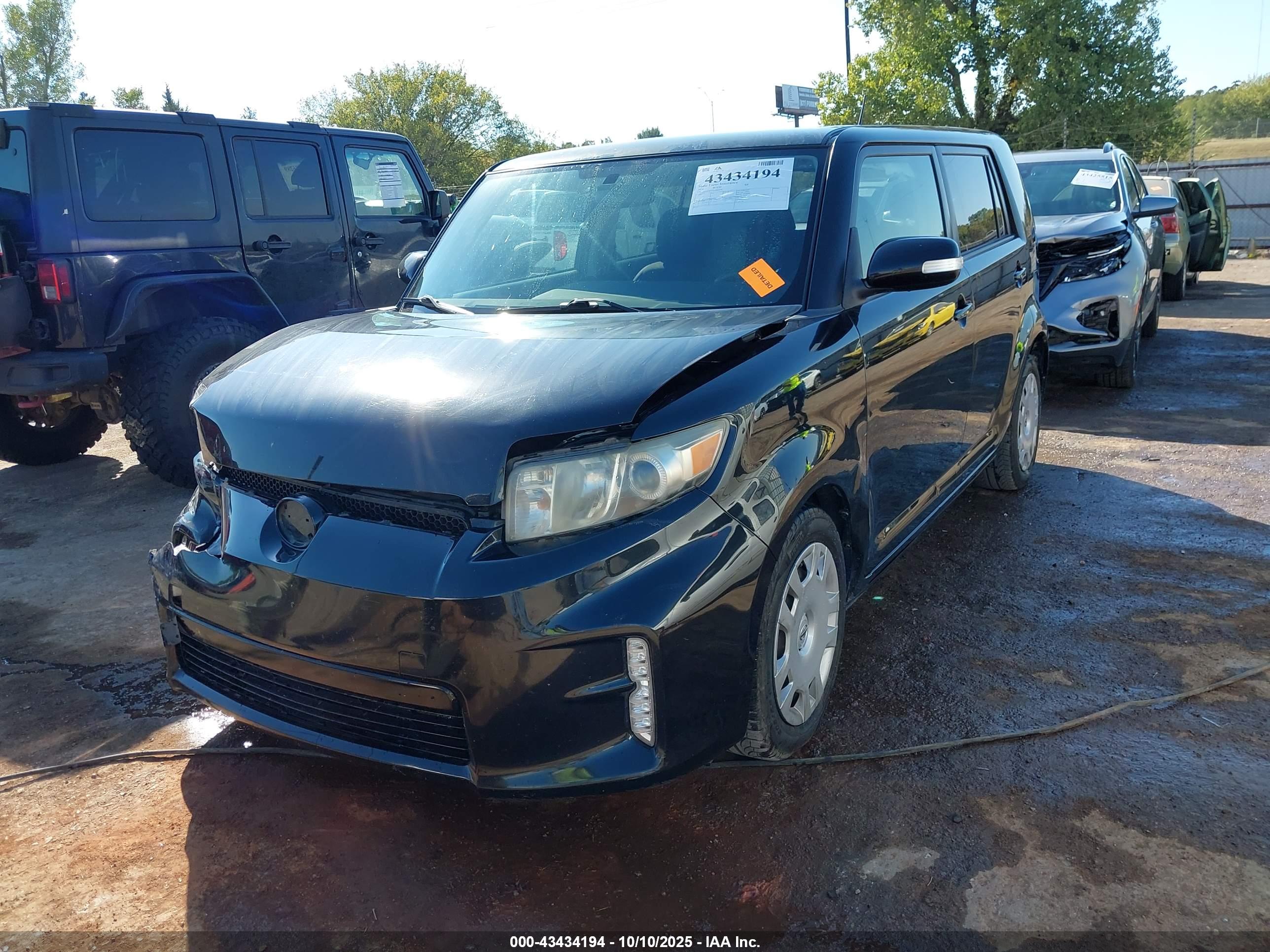 SCION XB image 2