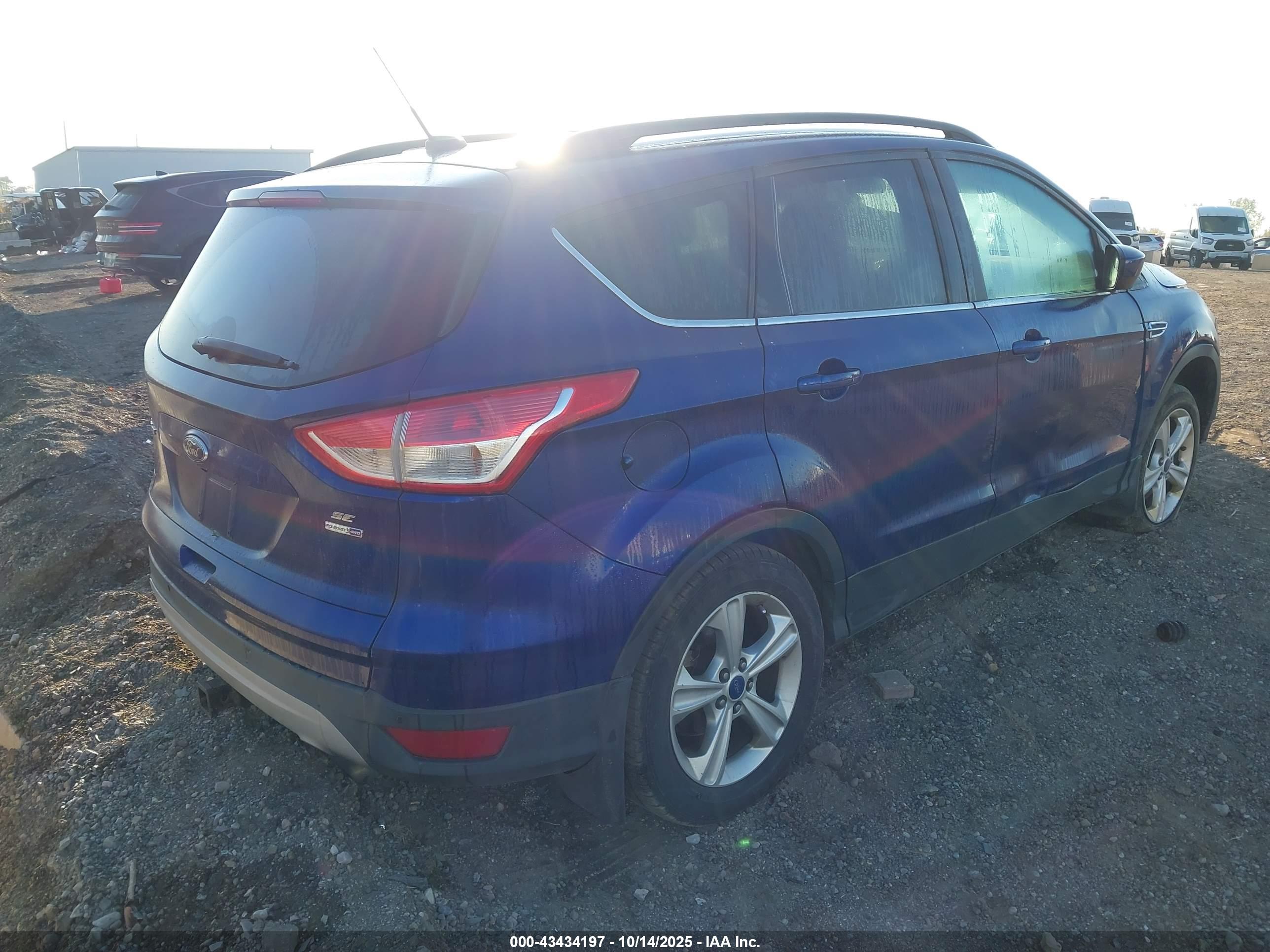 FORD ESCAPE image 4