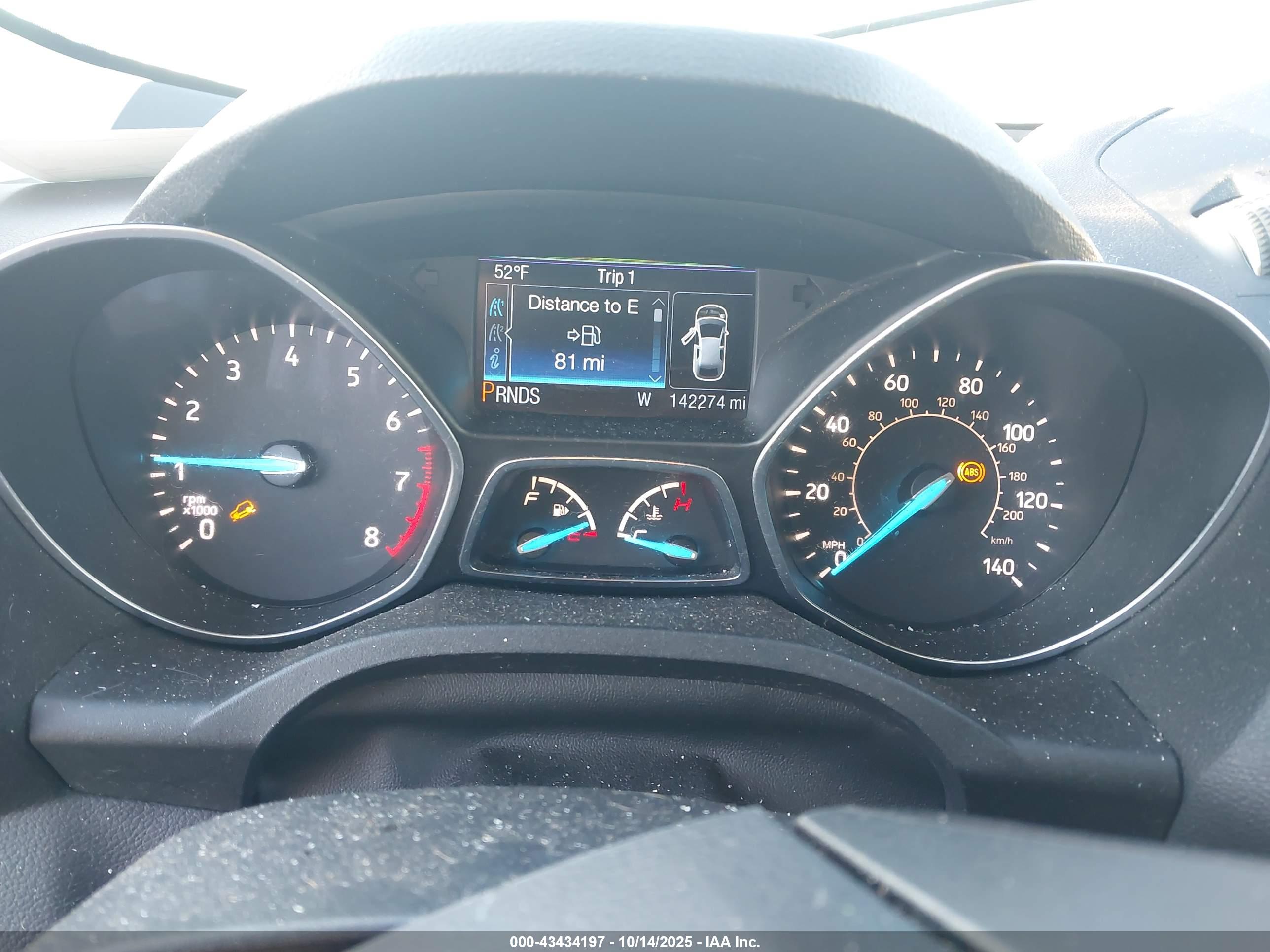 FORD ESCAPE image 7
