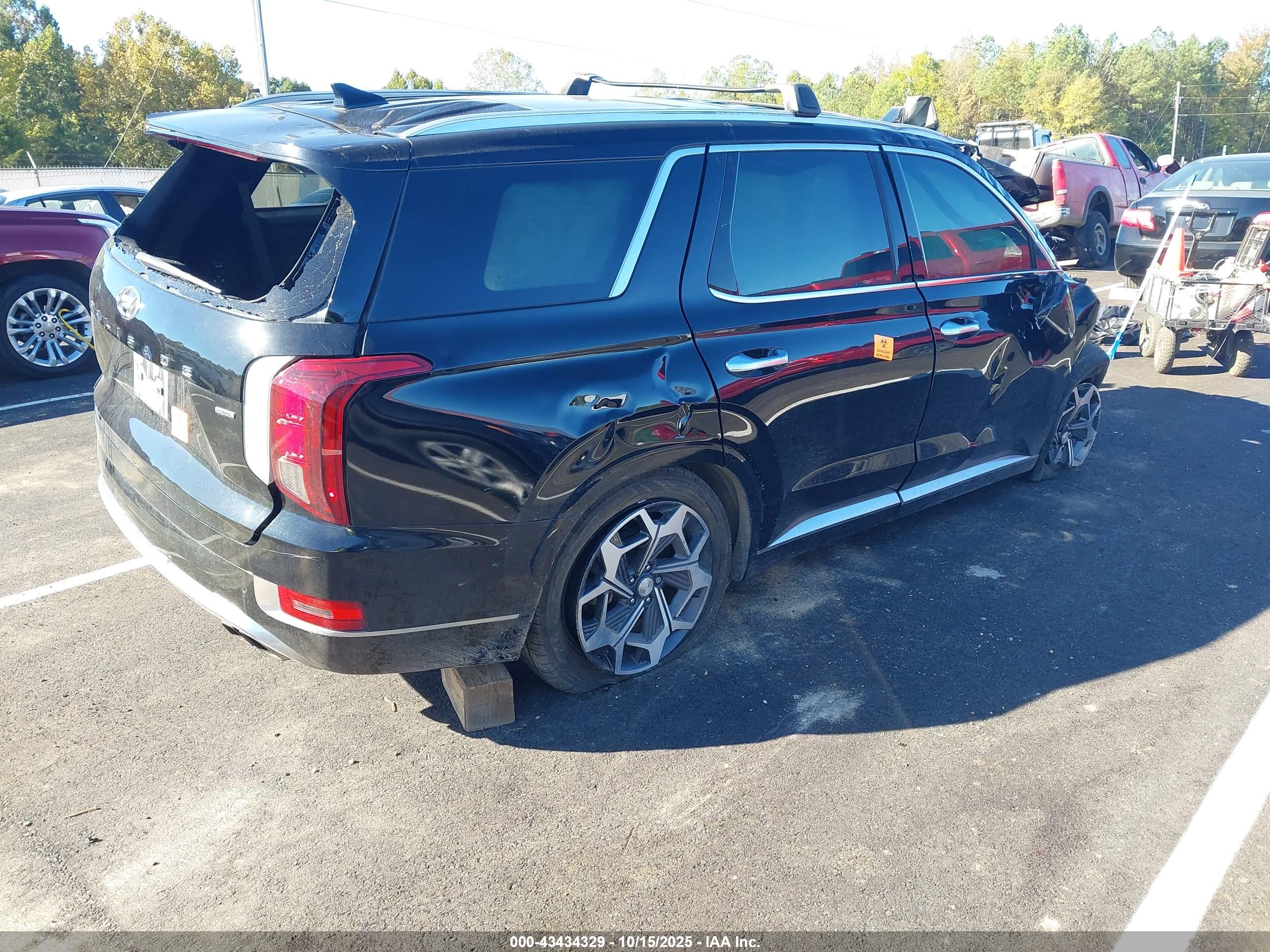 HYUNDAI PALISADE image 4