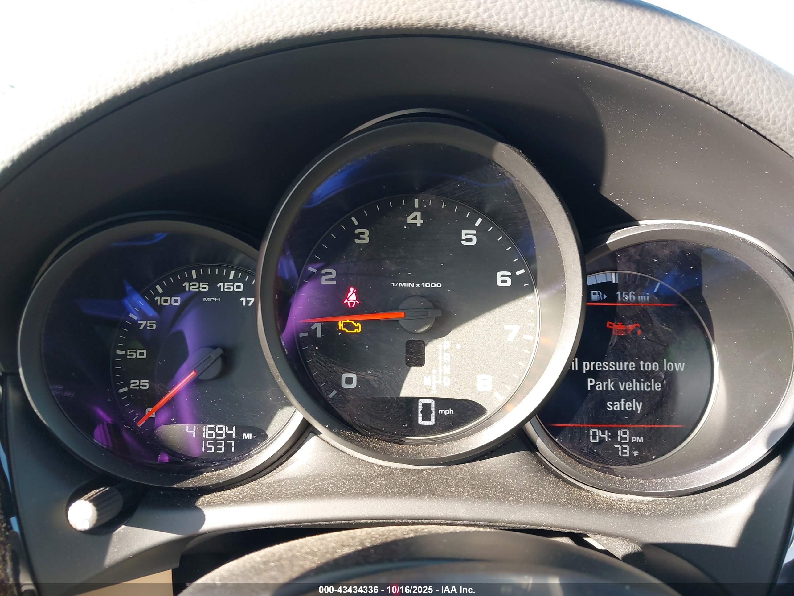 PORSCHE MACAN image 7