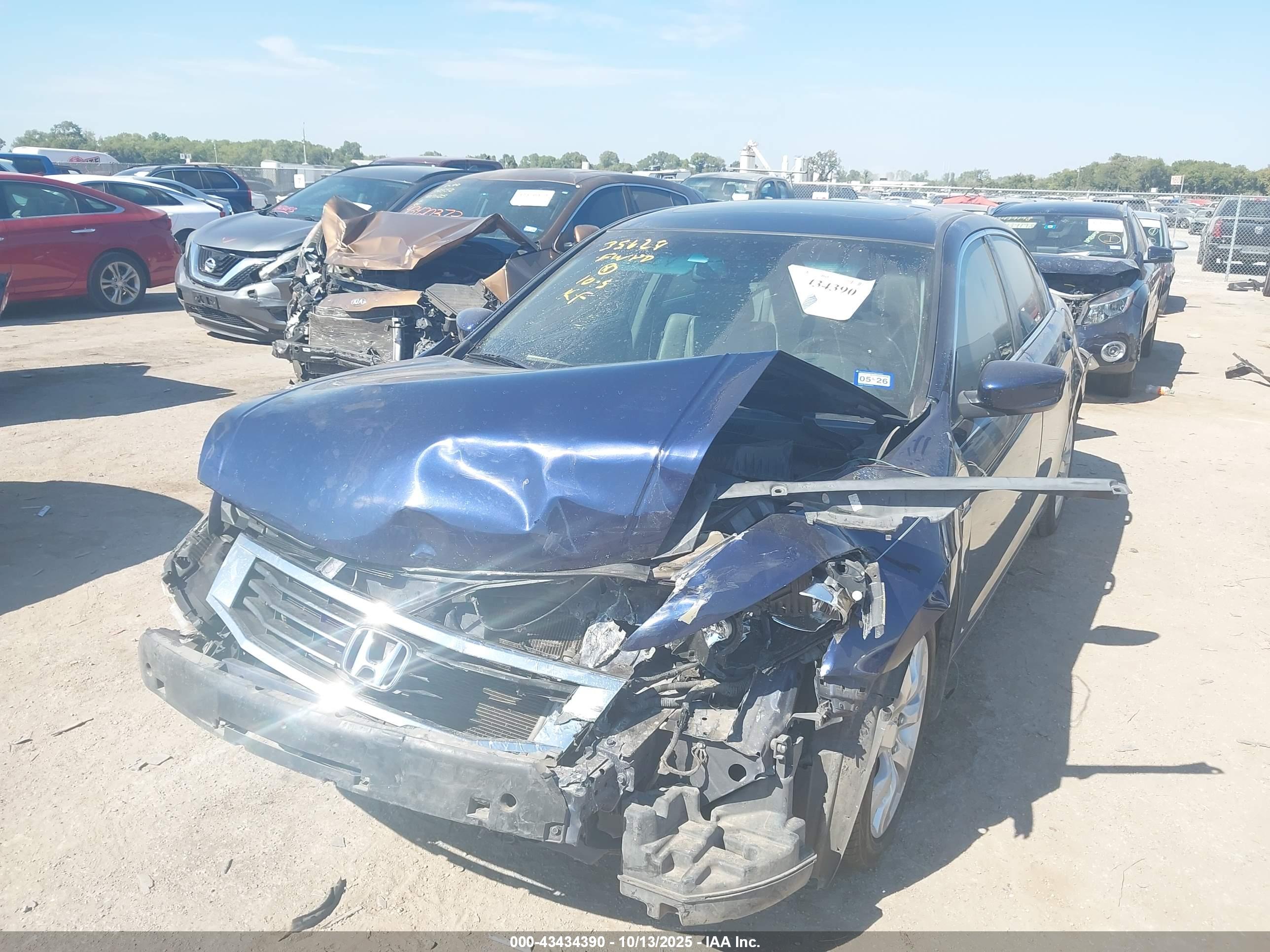 HONDA ACCORD image 2